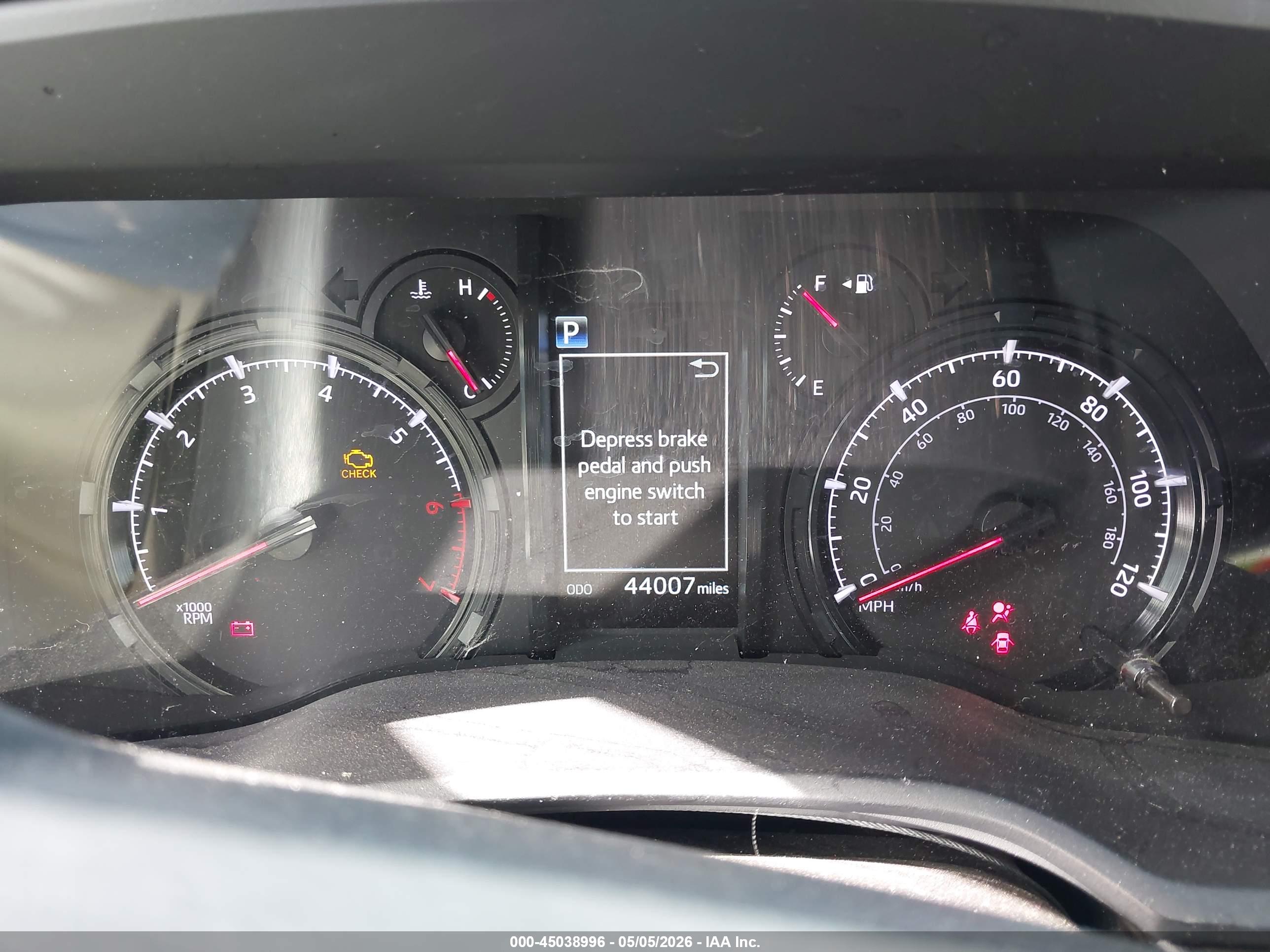 TOYOTA 4RUNNER image 7