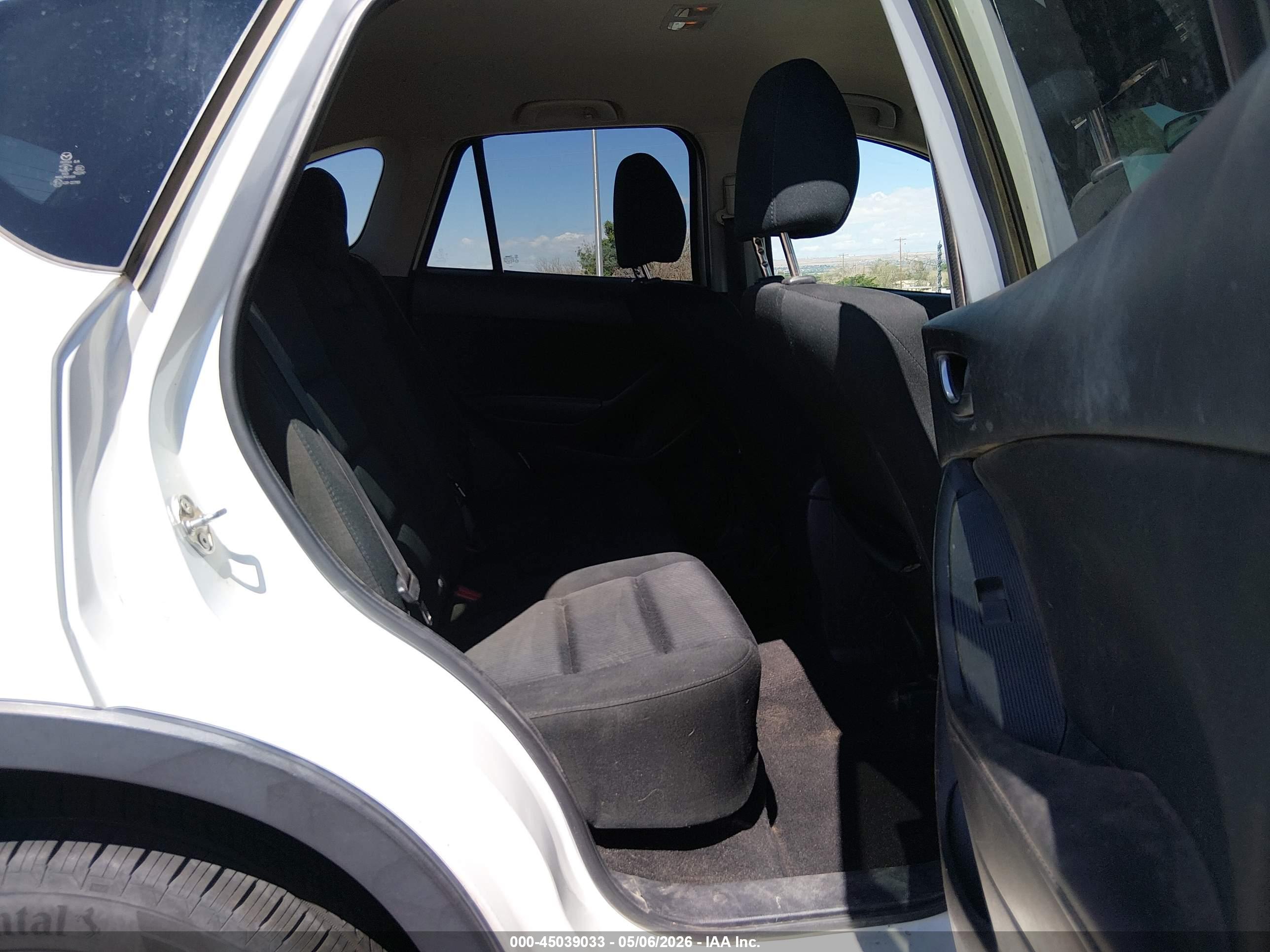 MAZDA CX-5 image 8