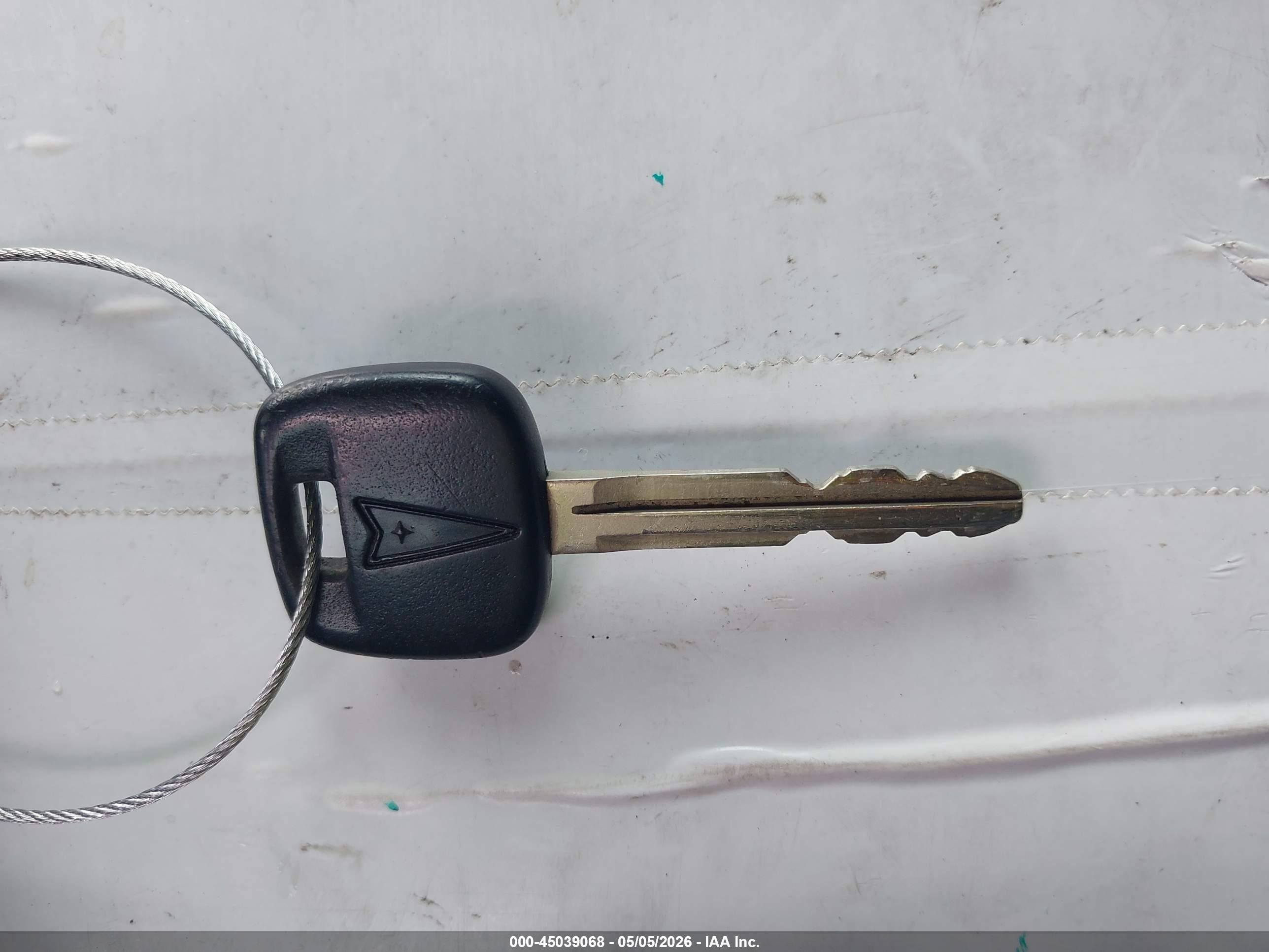 PONTIAC VIBE image 11