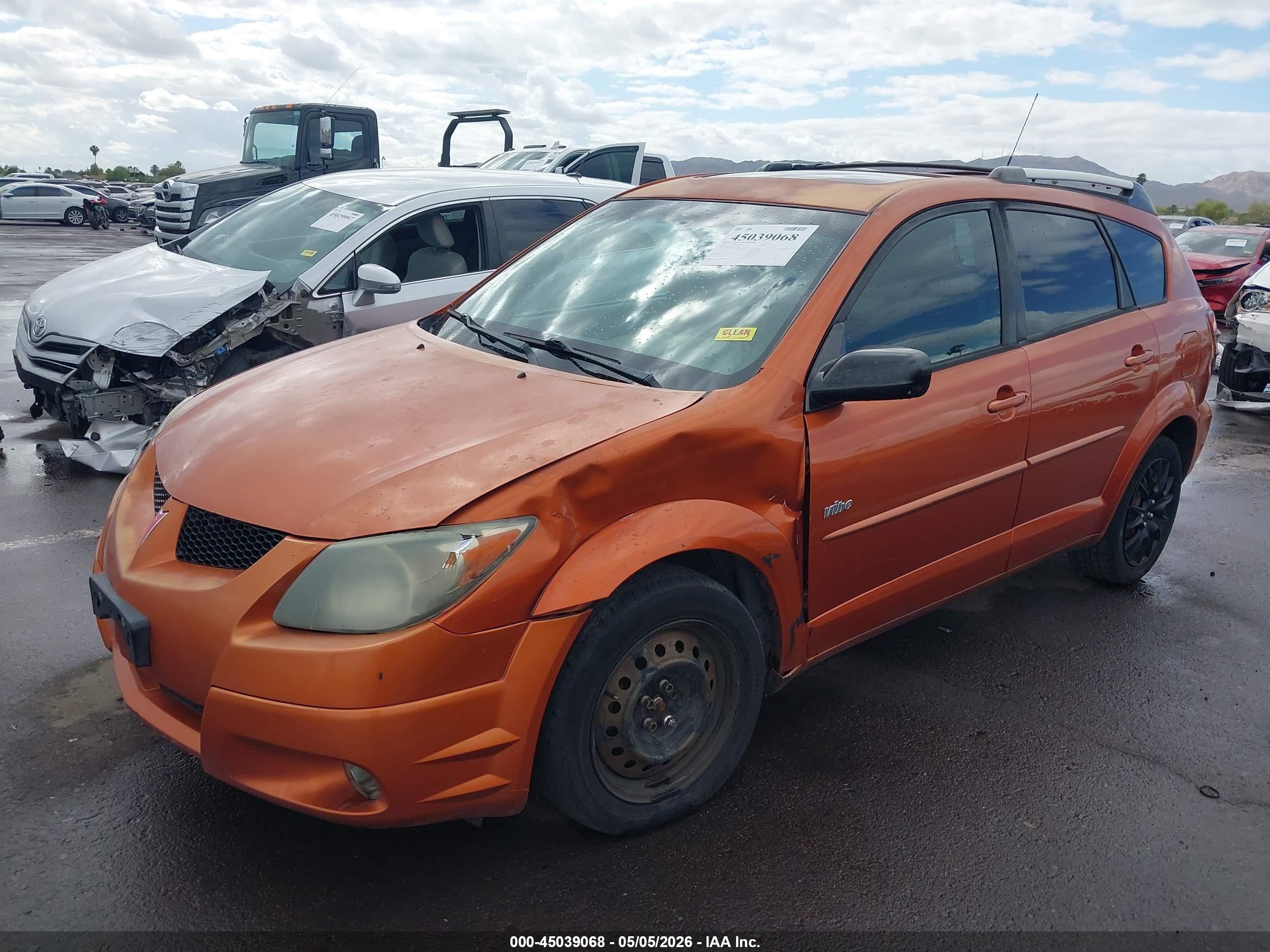 PONTIAC VIBE image 2