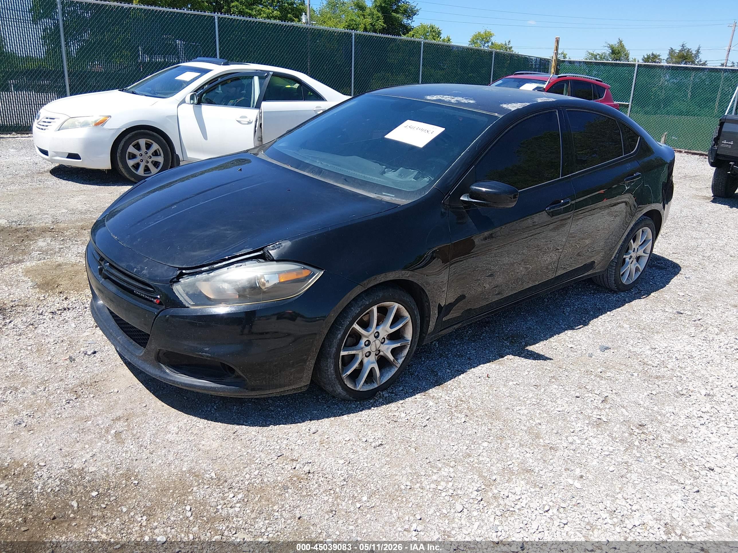 DODGE DART image 2