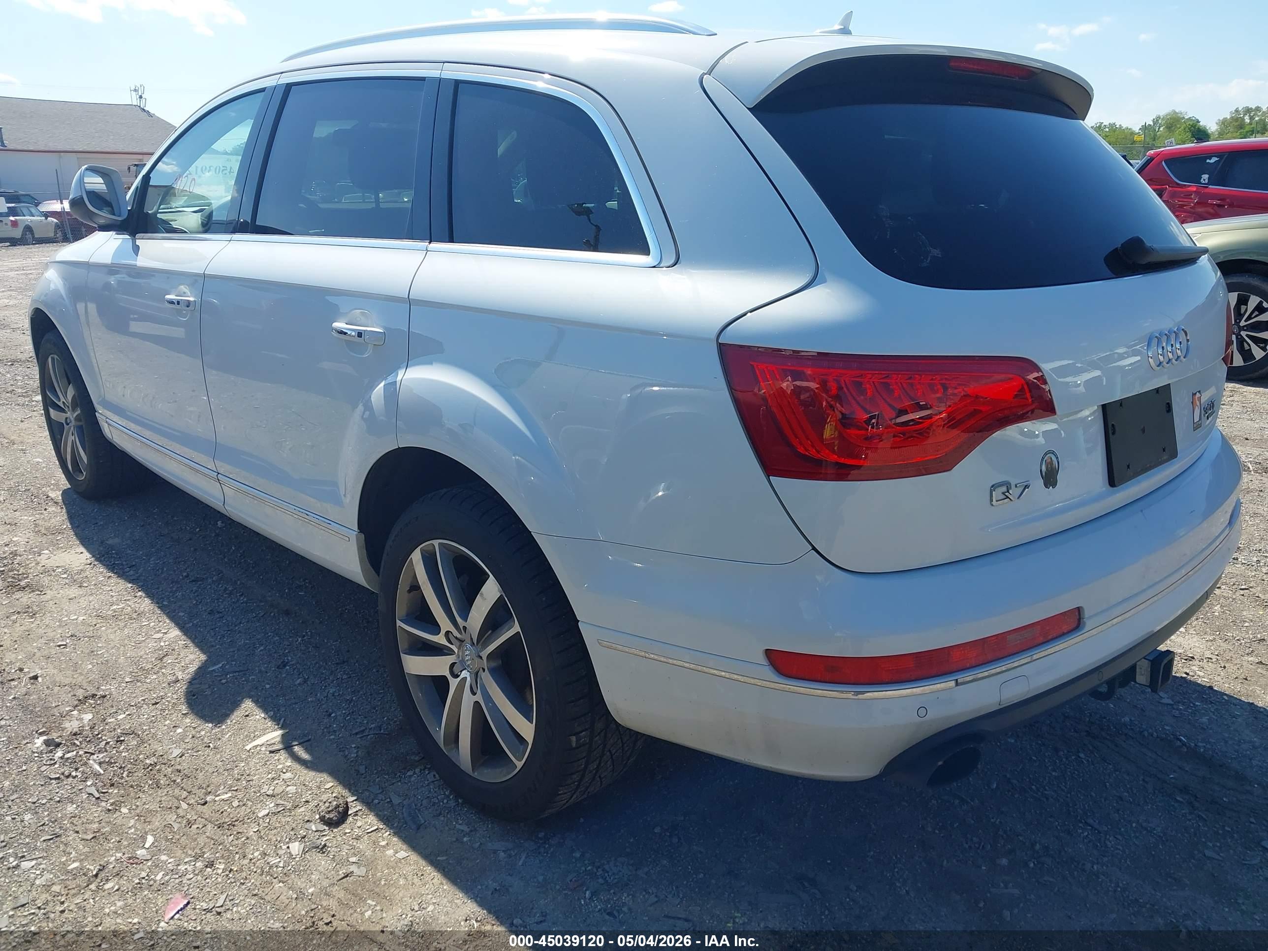 AUDI Q7 image 3