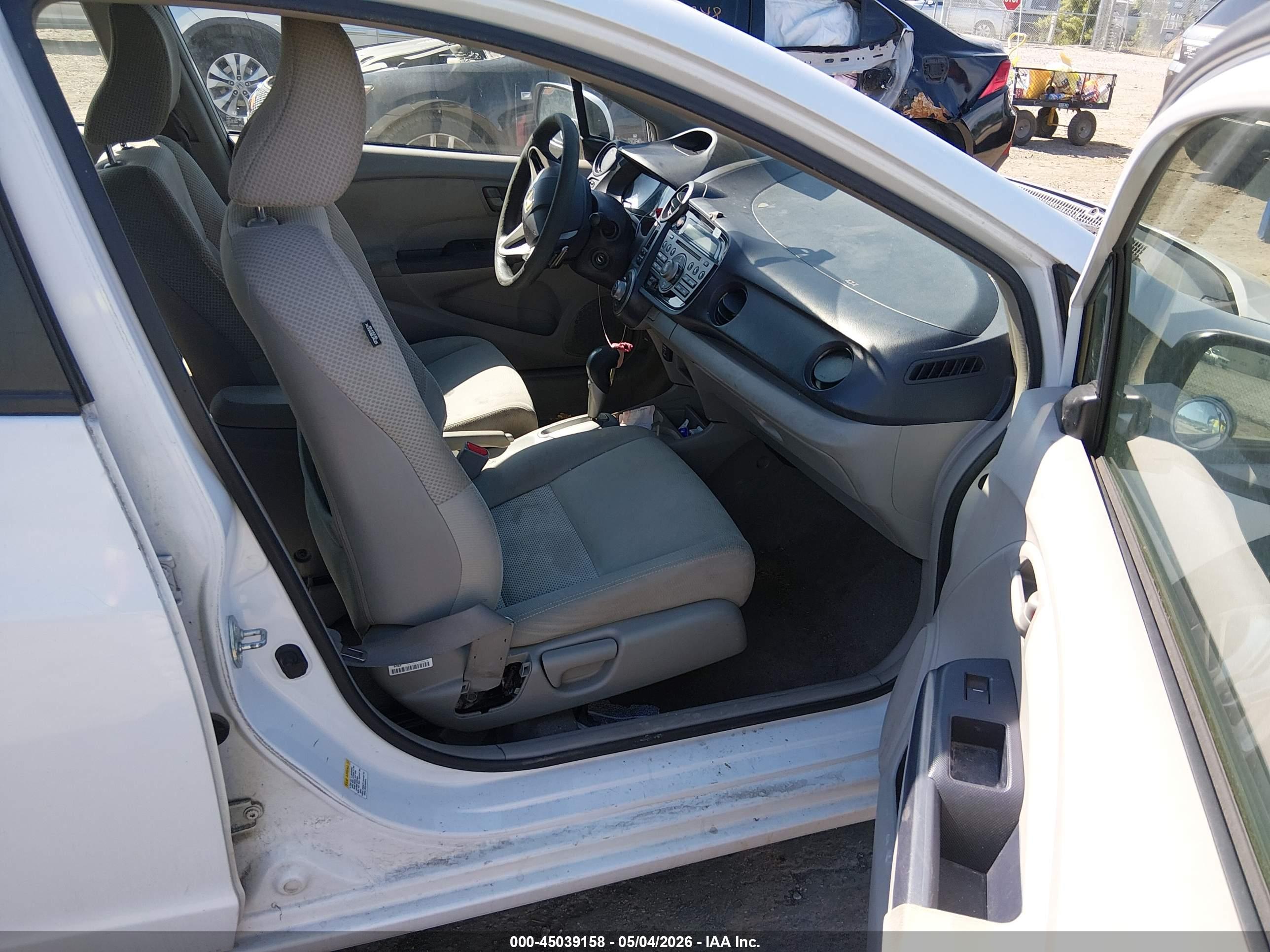 HONDA INSIGHT image 5