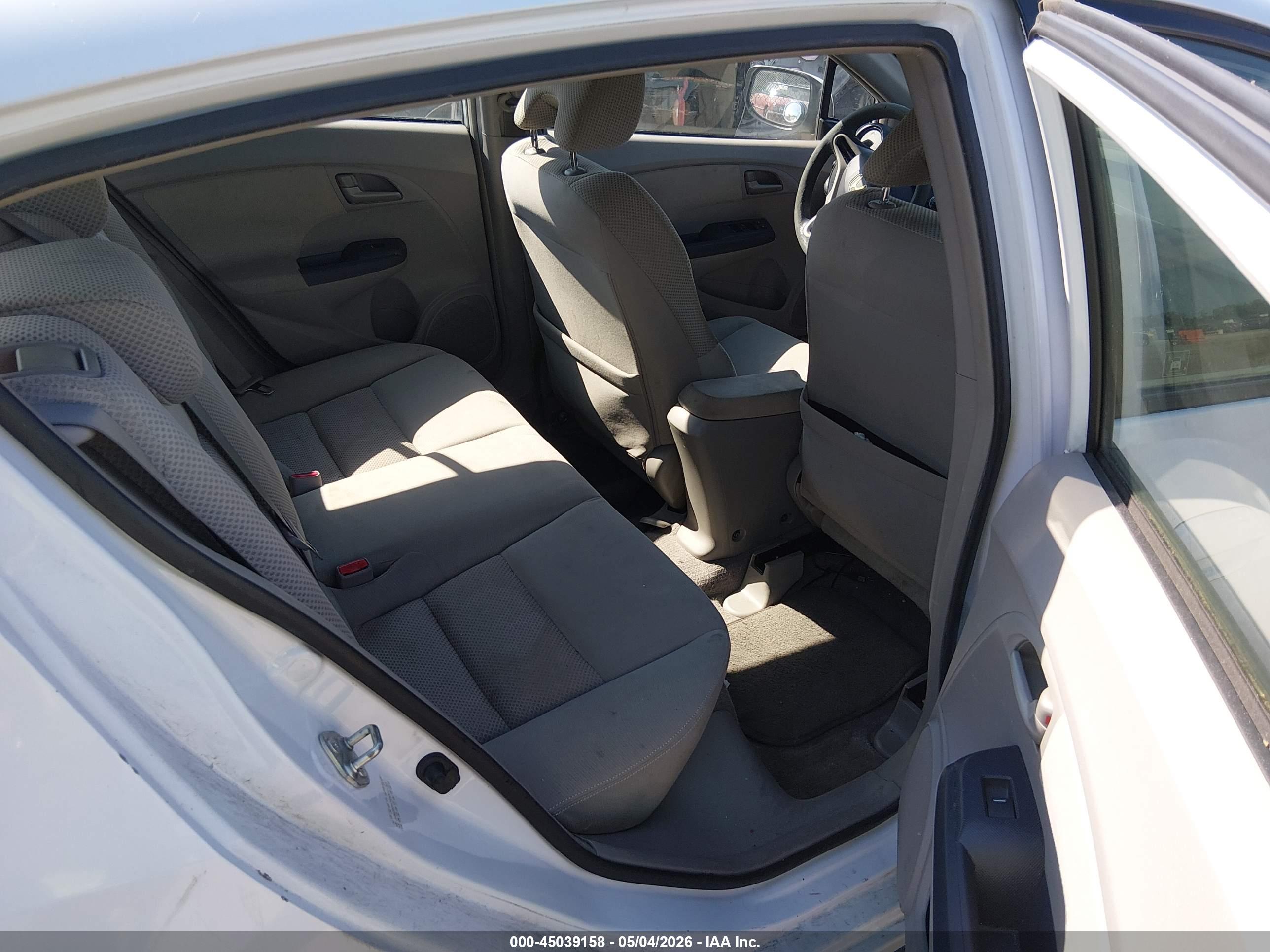 HONDA INSIGHT image 8