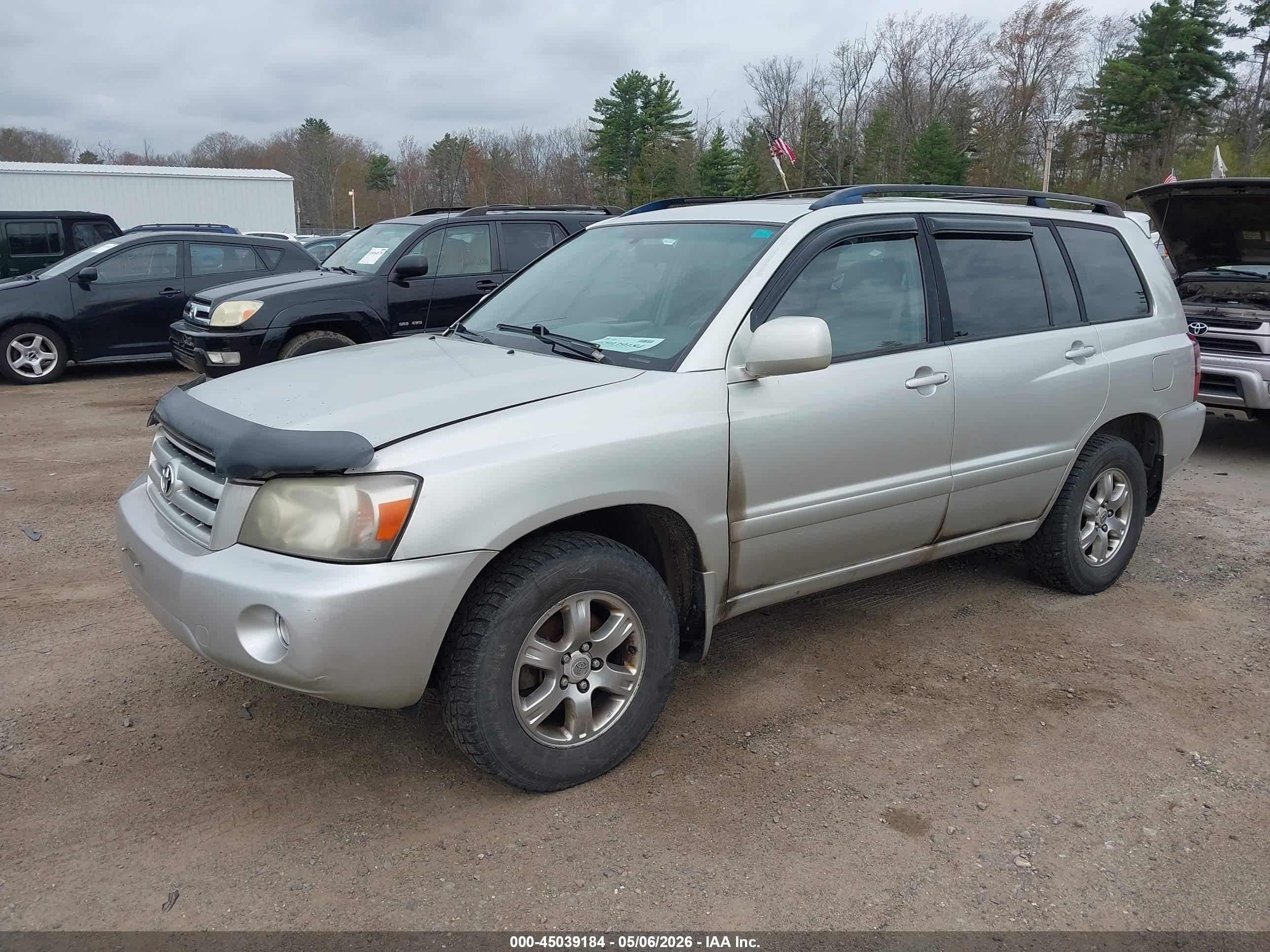 TOYOTA HIGHLANDER image 2