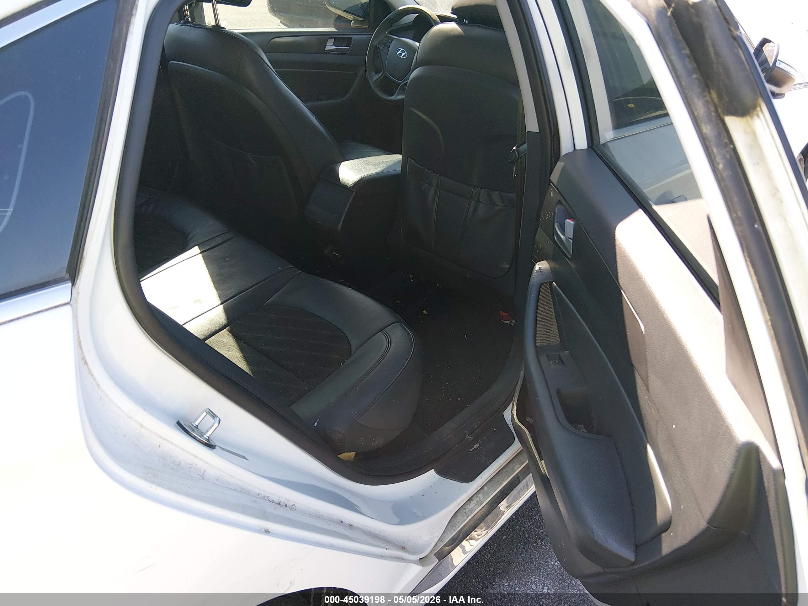HYUNDAI SONATA image 8