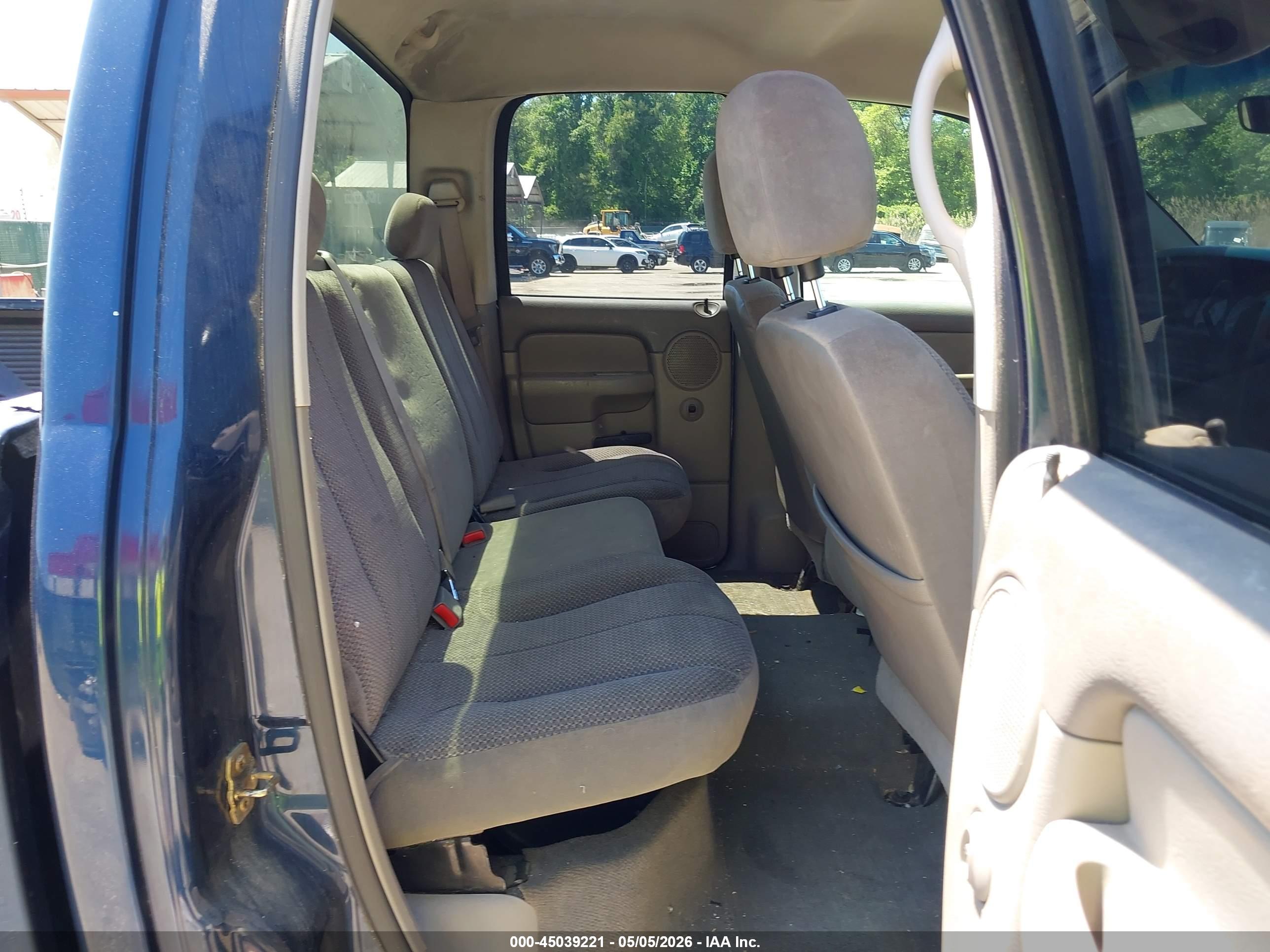 DODGE RAM image 8