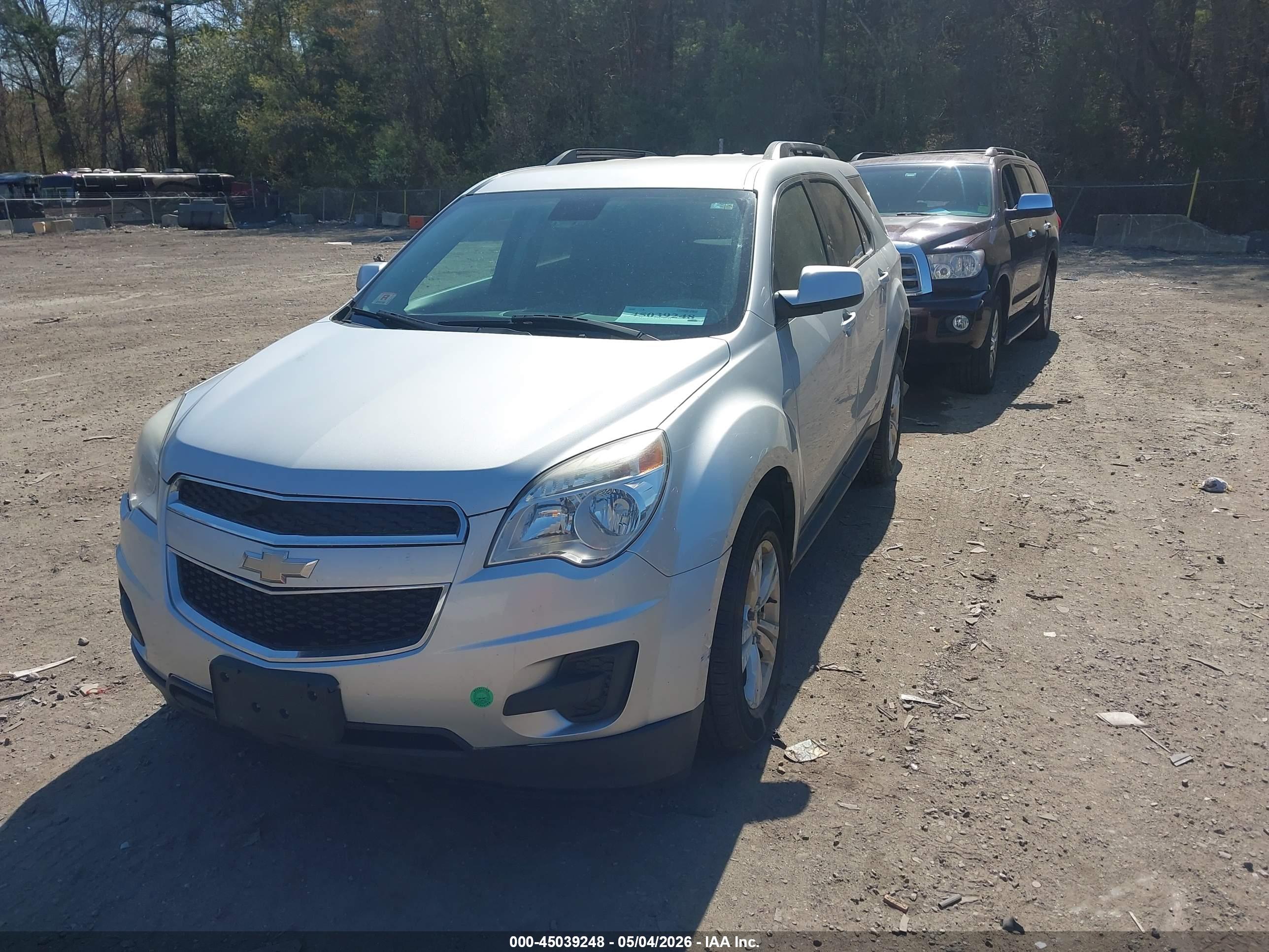 CHEVROLET EQUINOX image 2