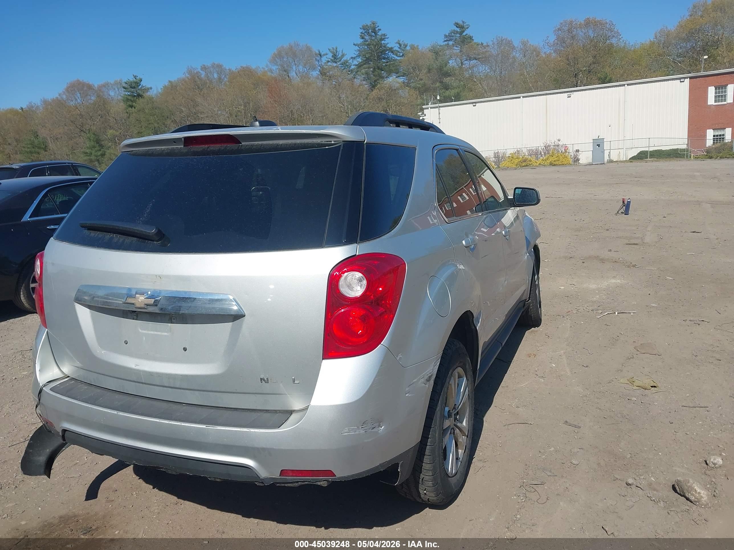 CHEVROLET EQUINOX image 4
