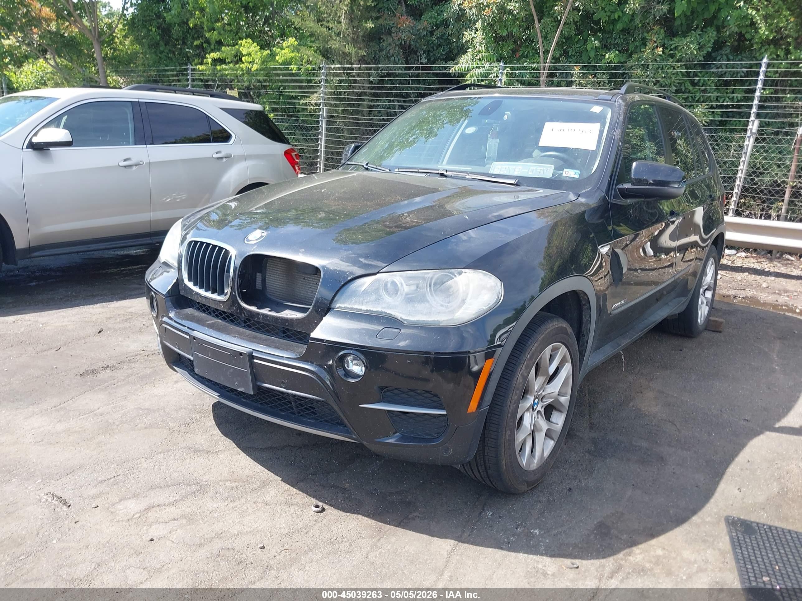 BMW X5 image 2