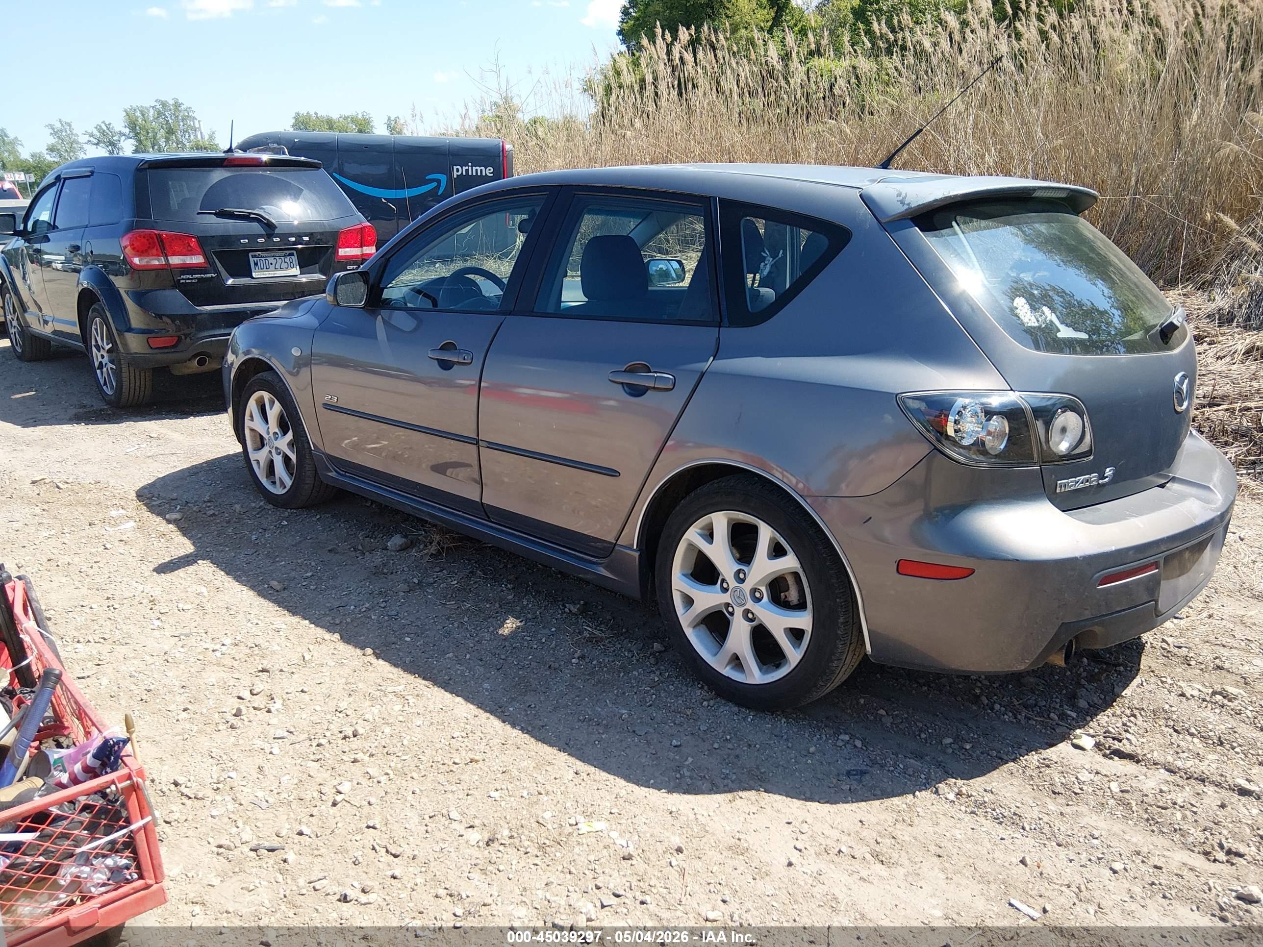 MAZDA MAZDA3 image 3