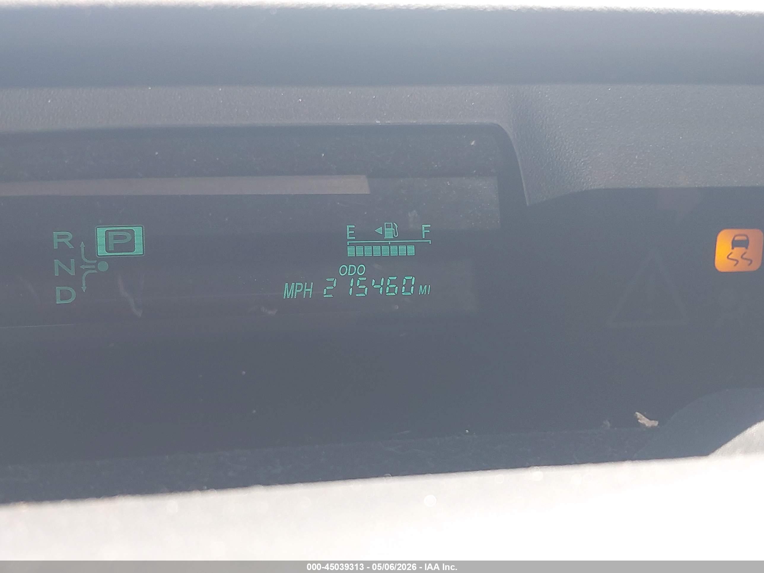 TOYOTA PRIUS image 7