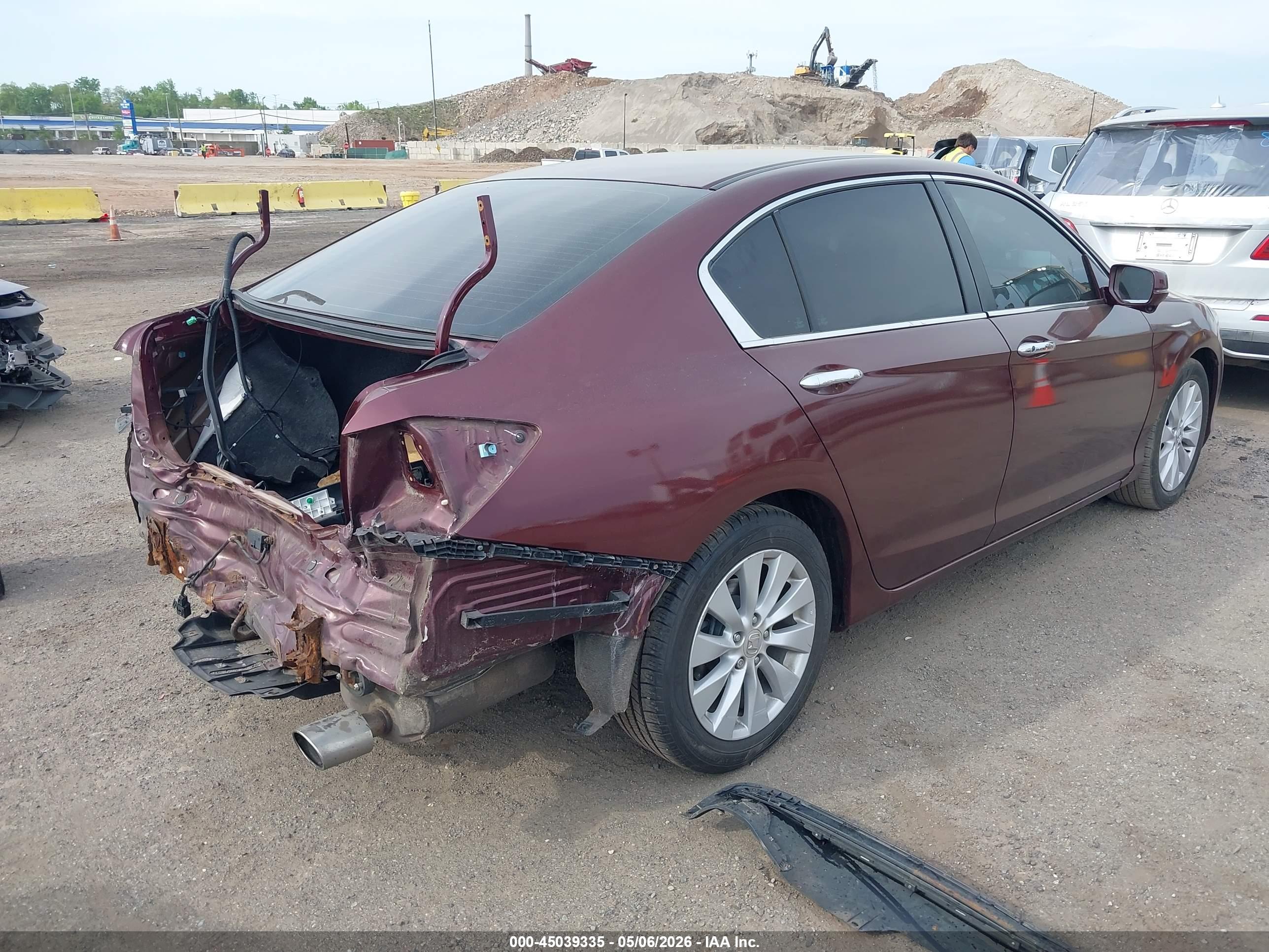 HONDA ACCORD image 4