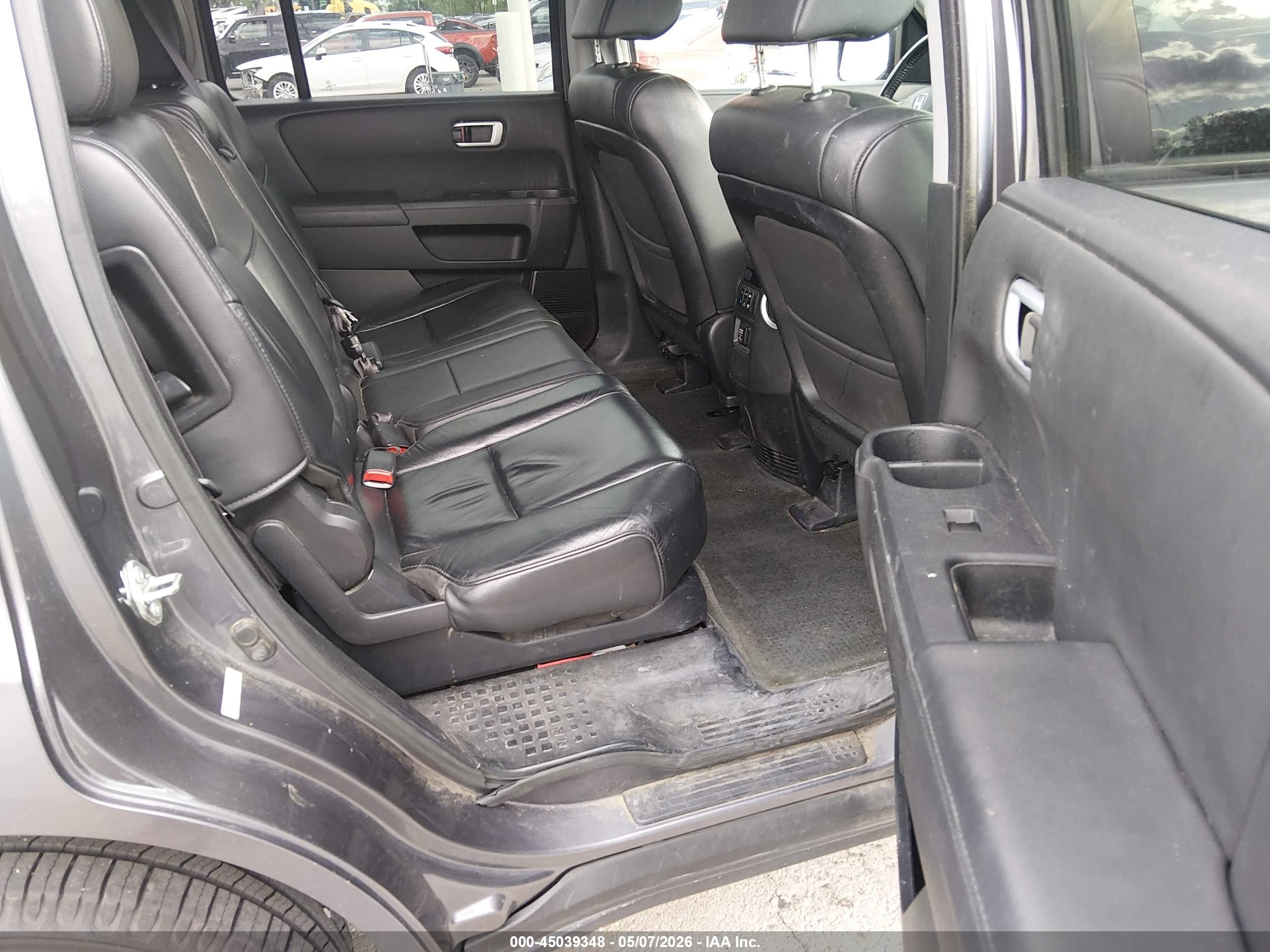 HONDA PILOT image 8