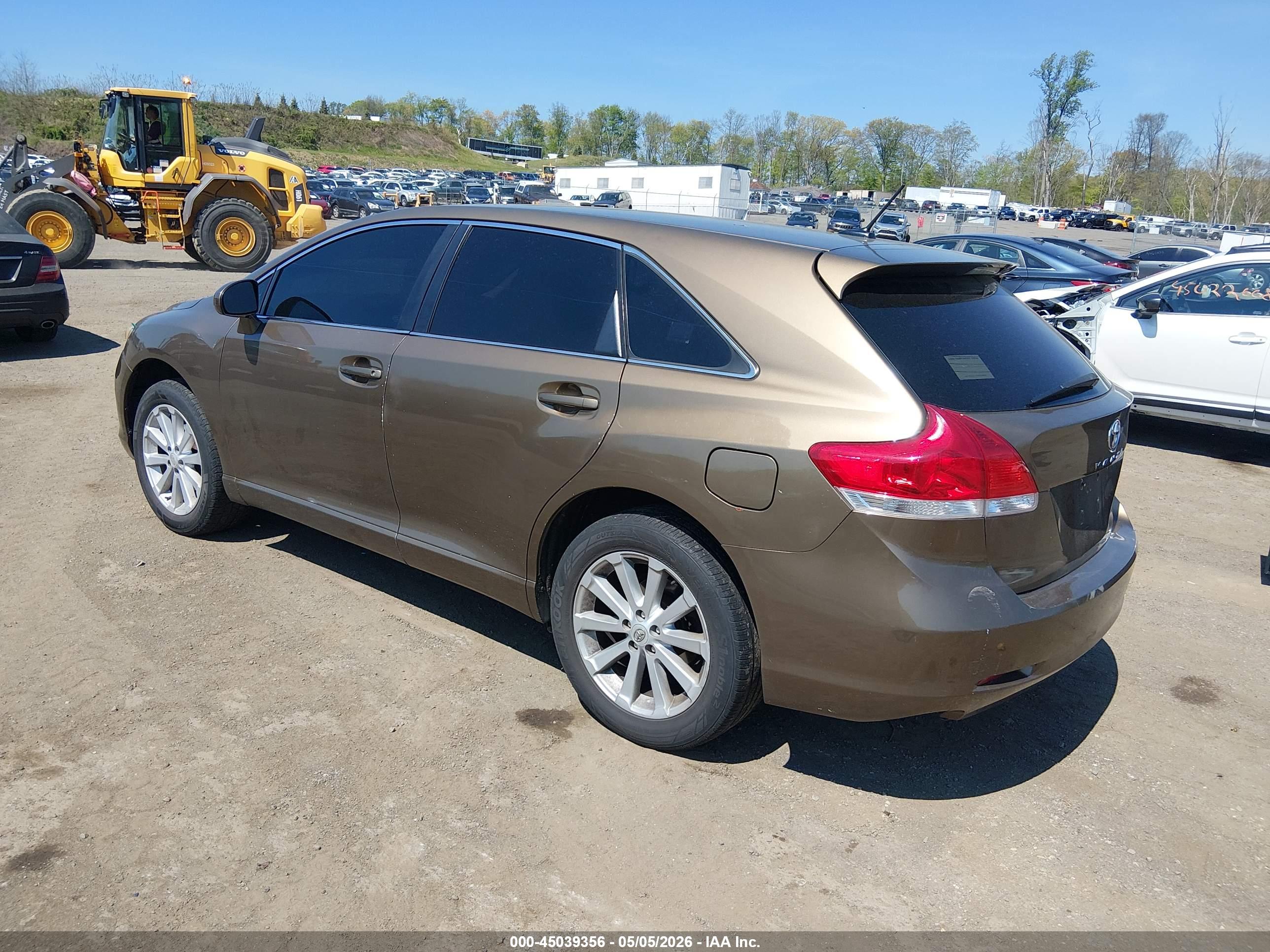 TOYOTA VENZA image 3