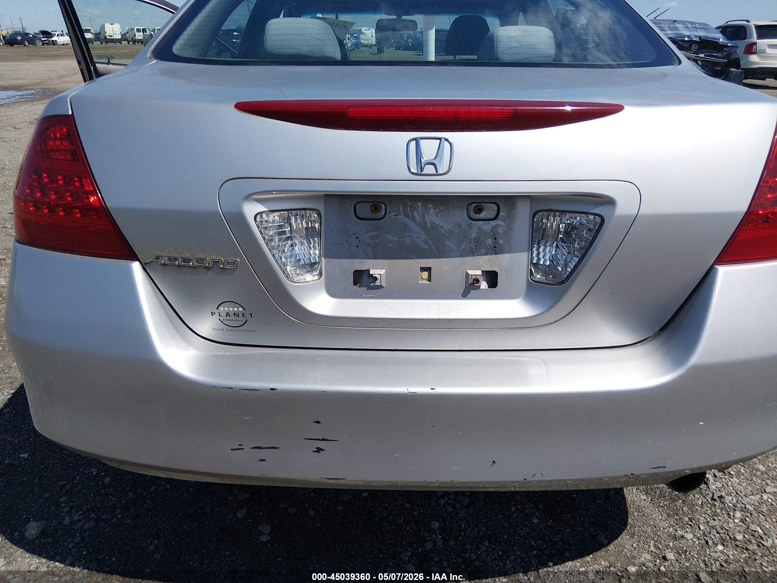 HONDA ACCORD image 6