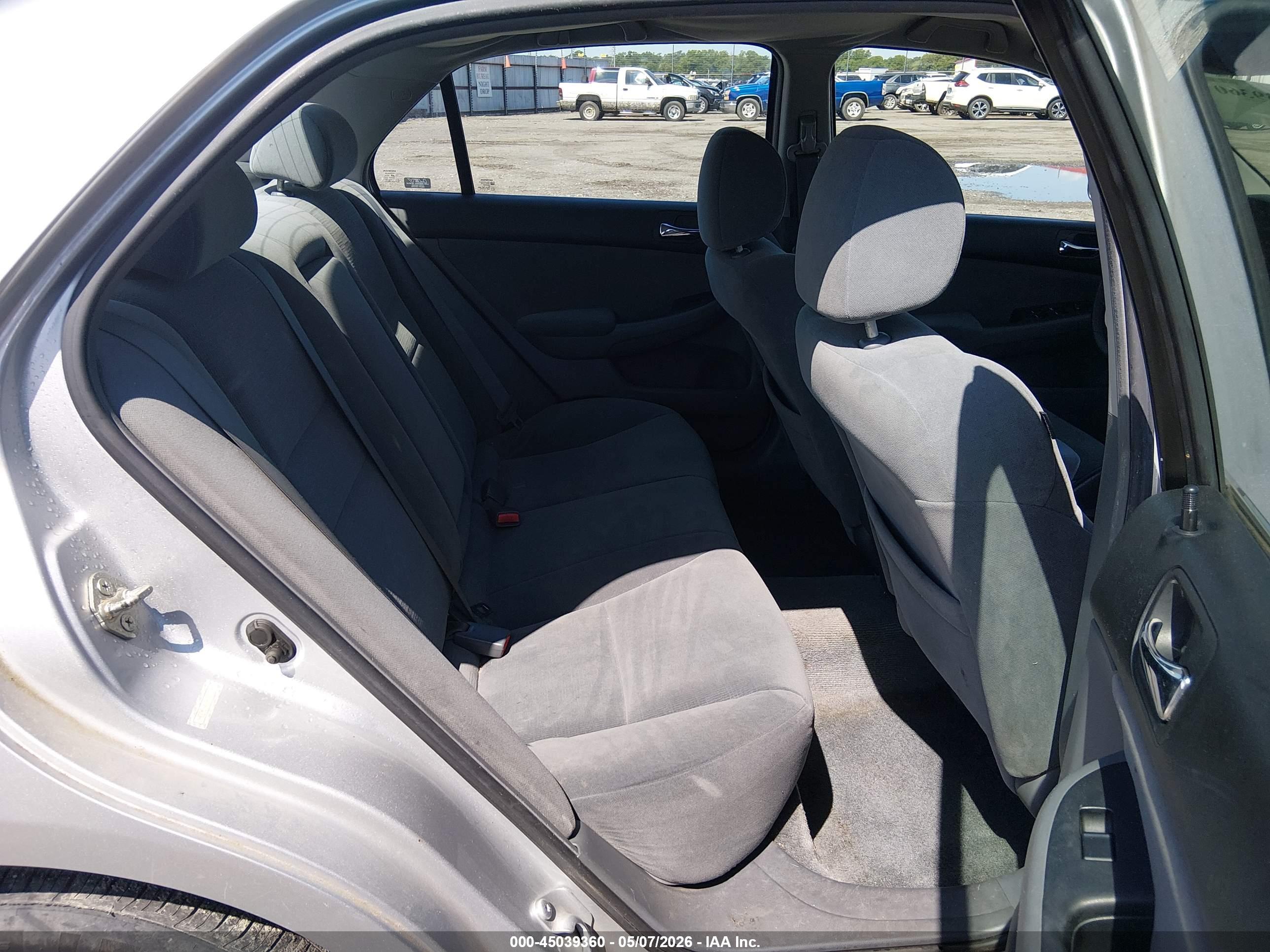 HONDA ACCORD image 8