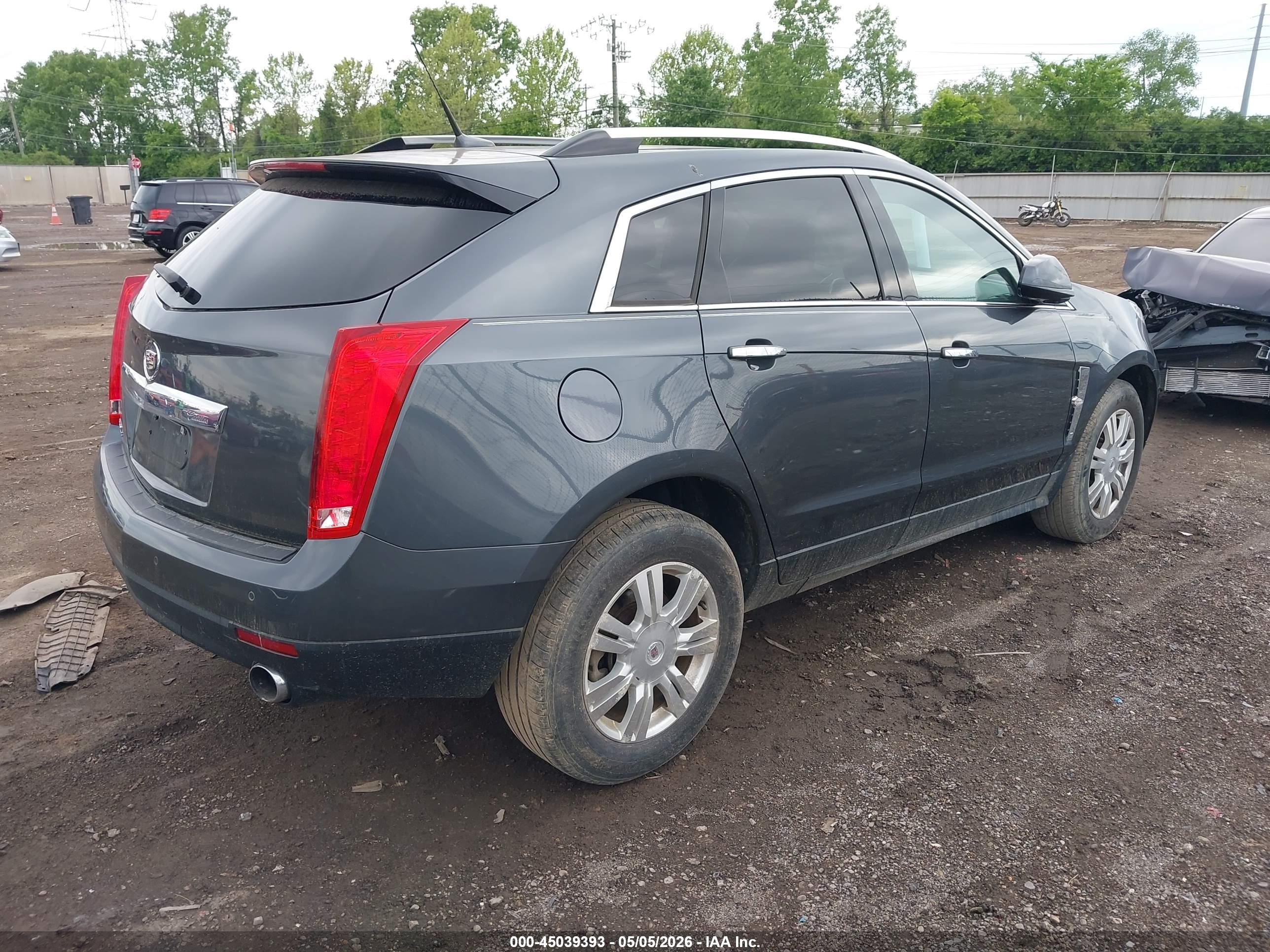 CADILLAC SRX image 4