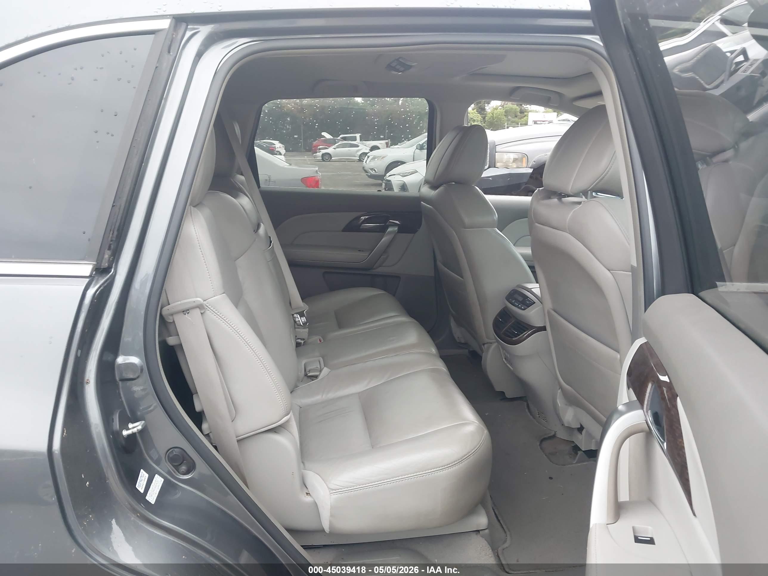 ACURA MDX image 8