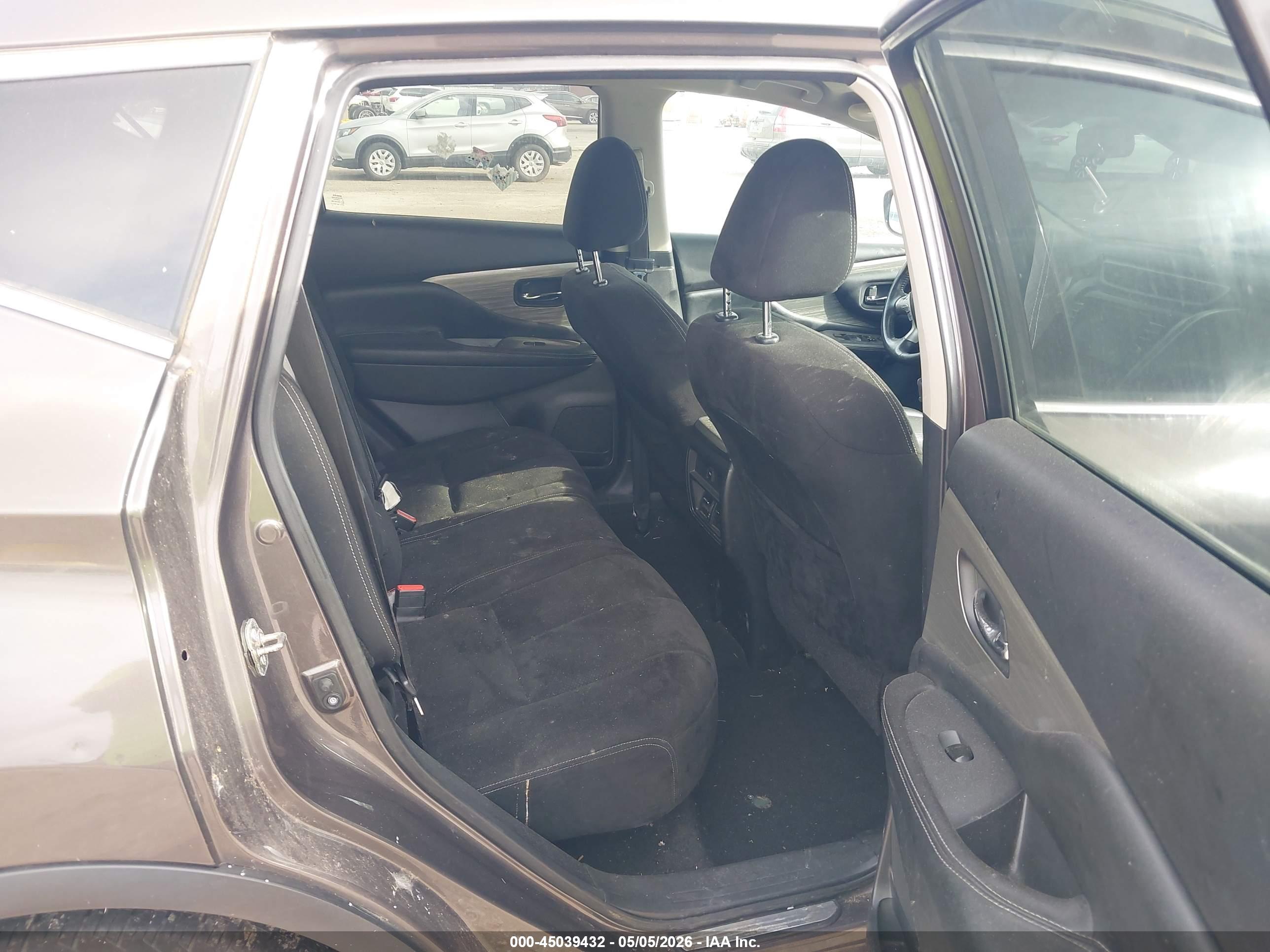 NISSAN MURANO image 8