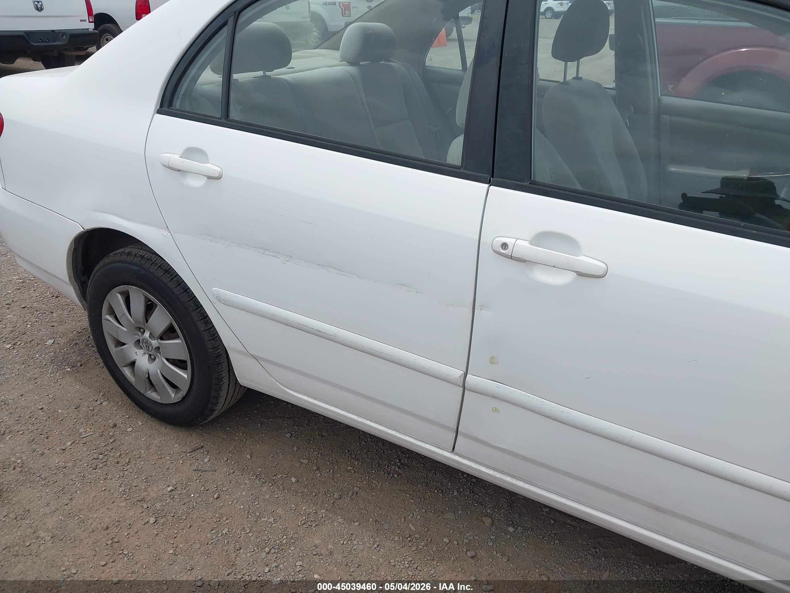 TOYOTA COROLLA image 6