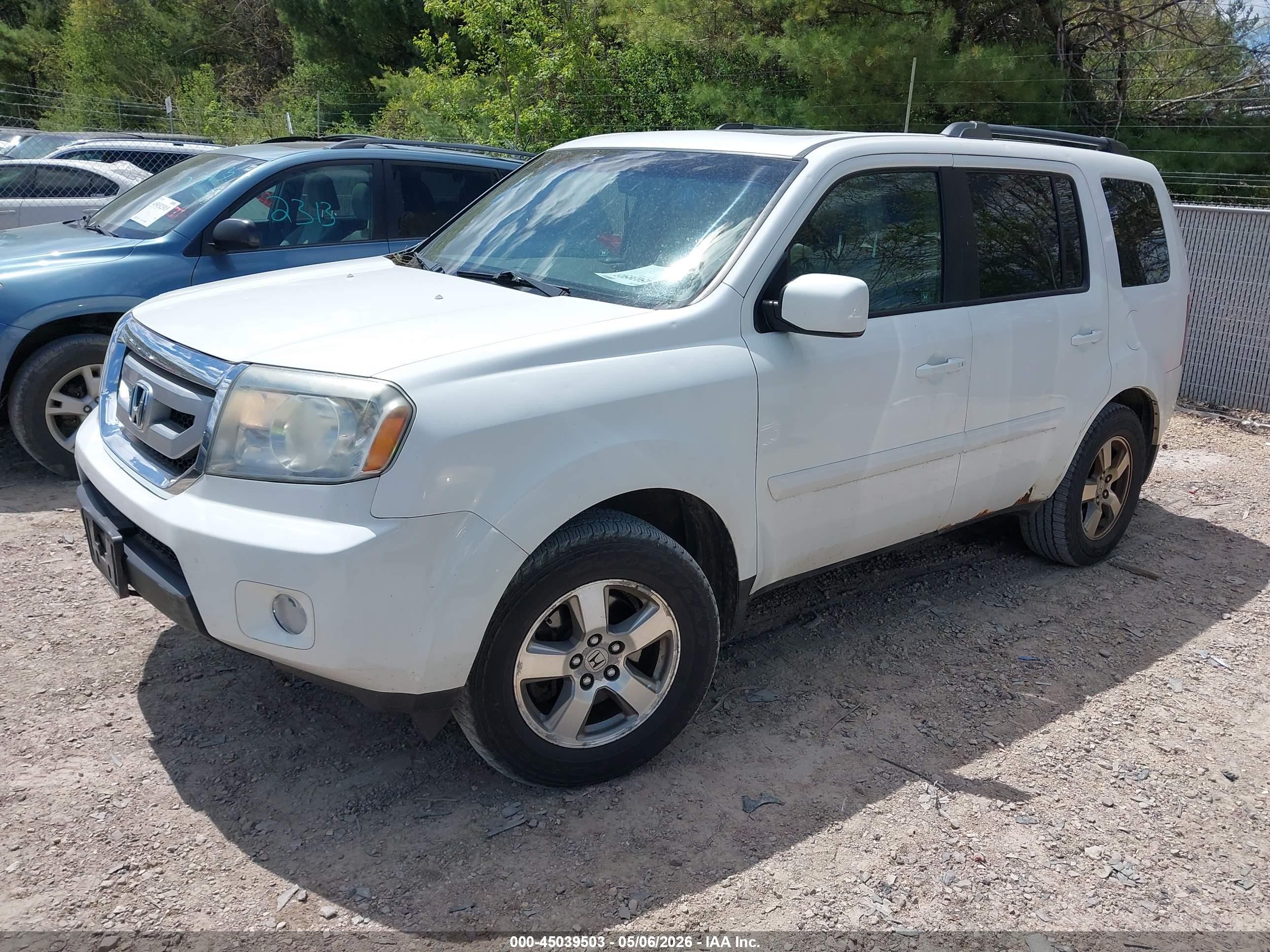 HONDA PILOT image 2