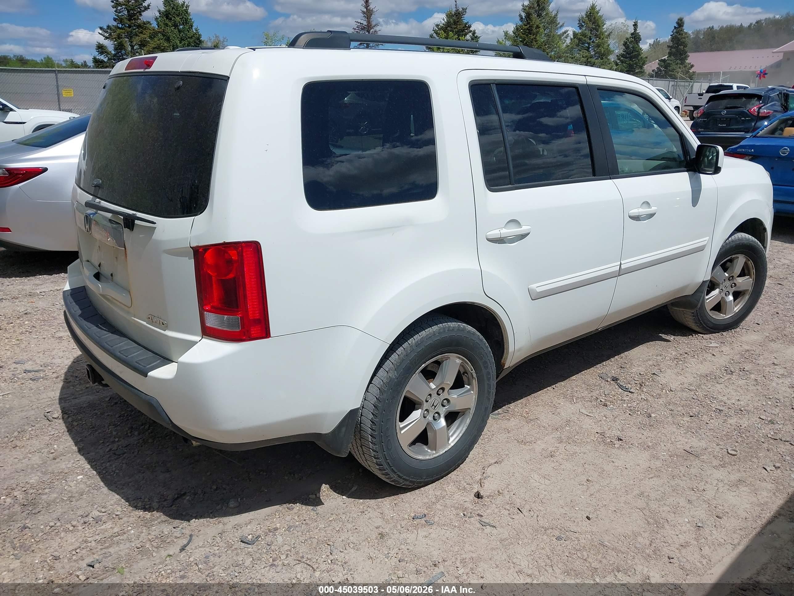 HONDA PILOT image 4