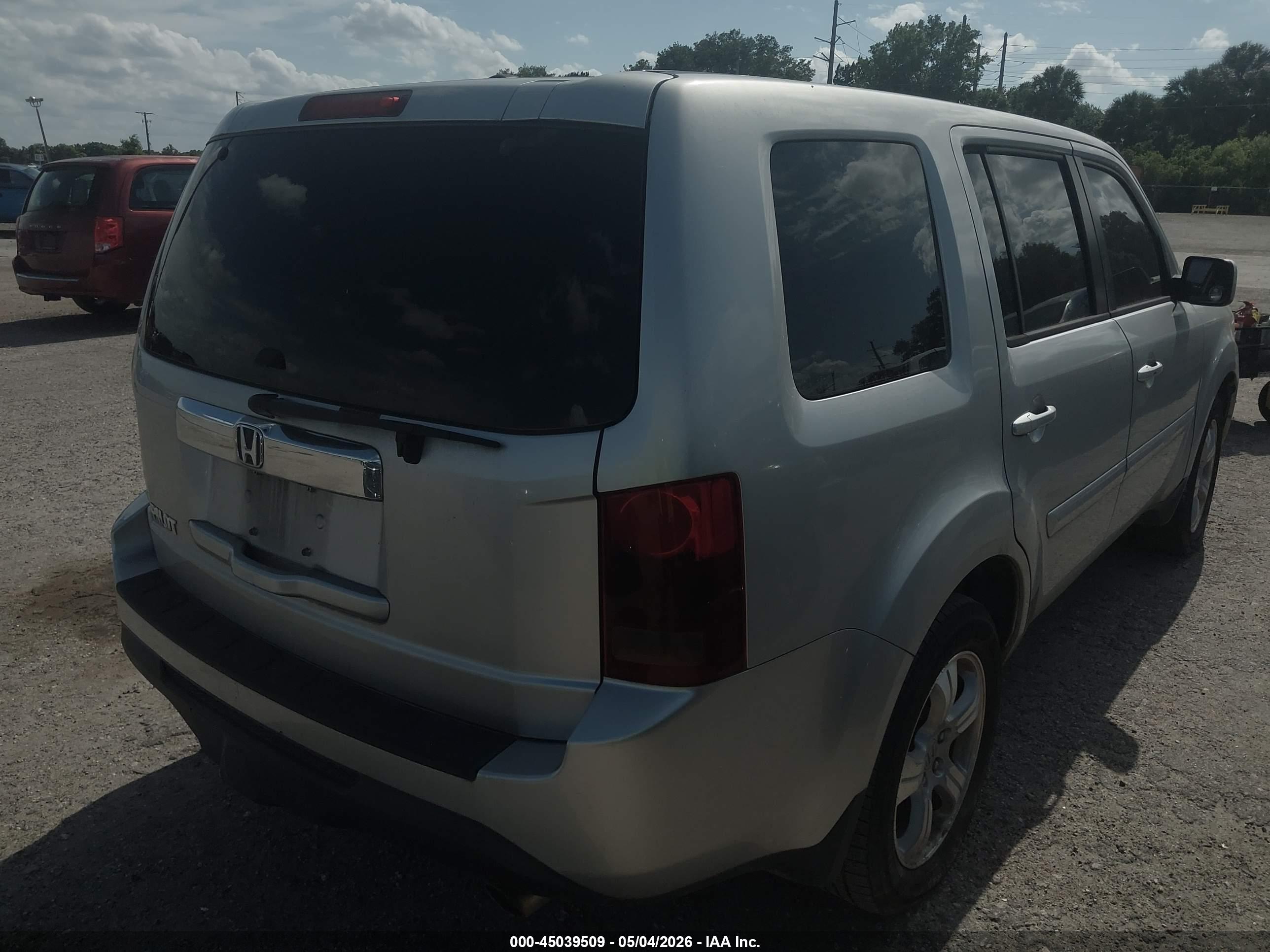 HONDA PILOT image 4