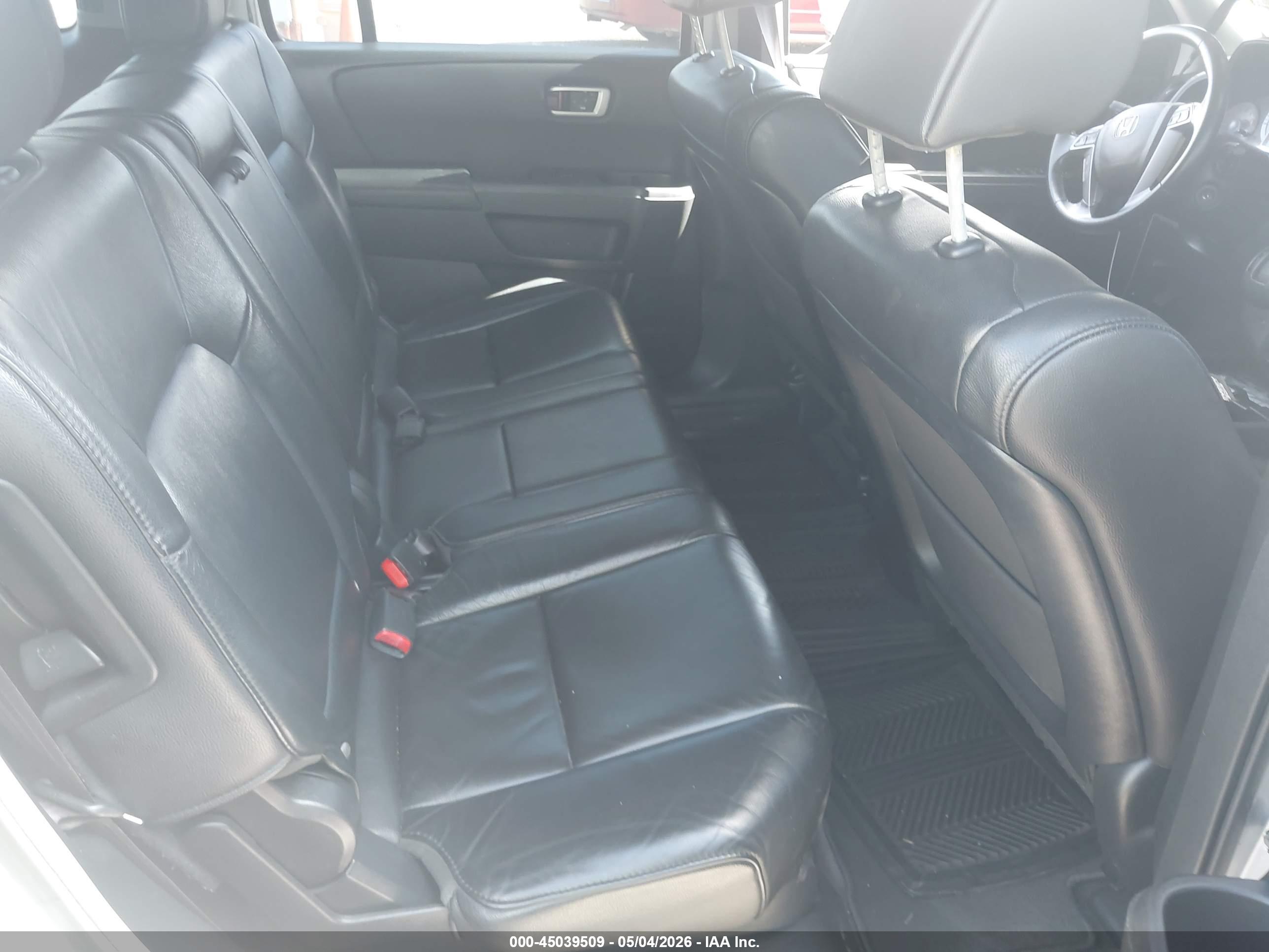 HONDA PILOT image 8