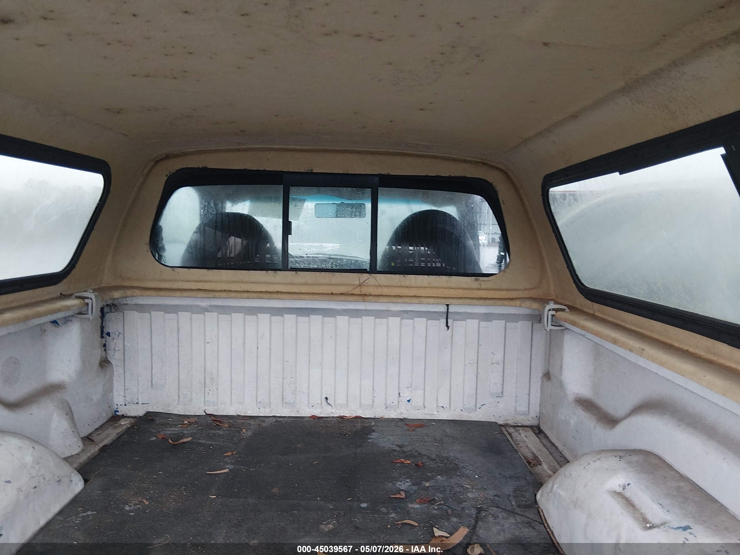 DODGE DAKOTA image 8