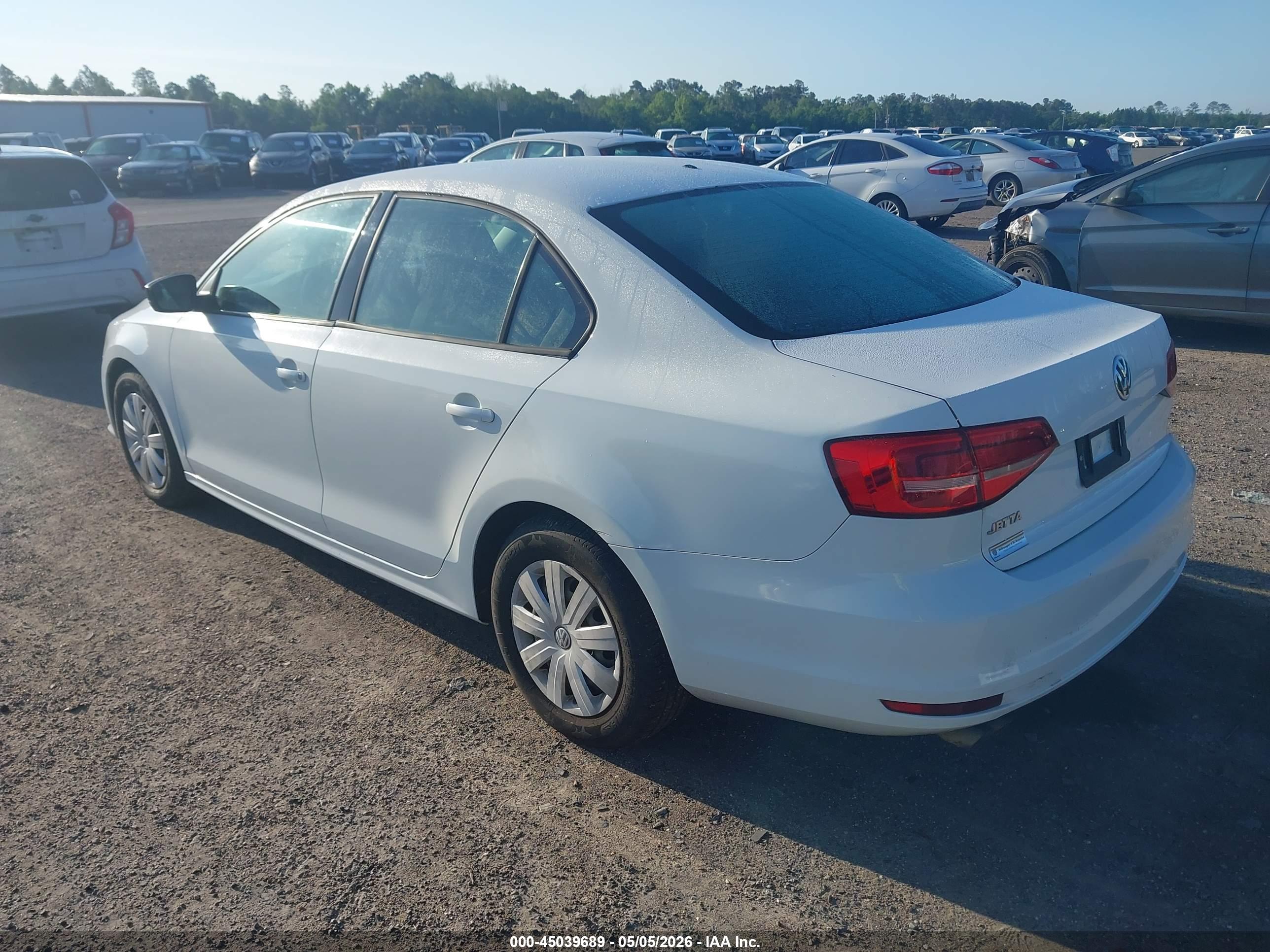 VOLKSWAGEN JETTA image 3
