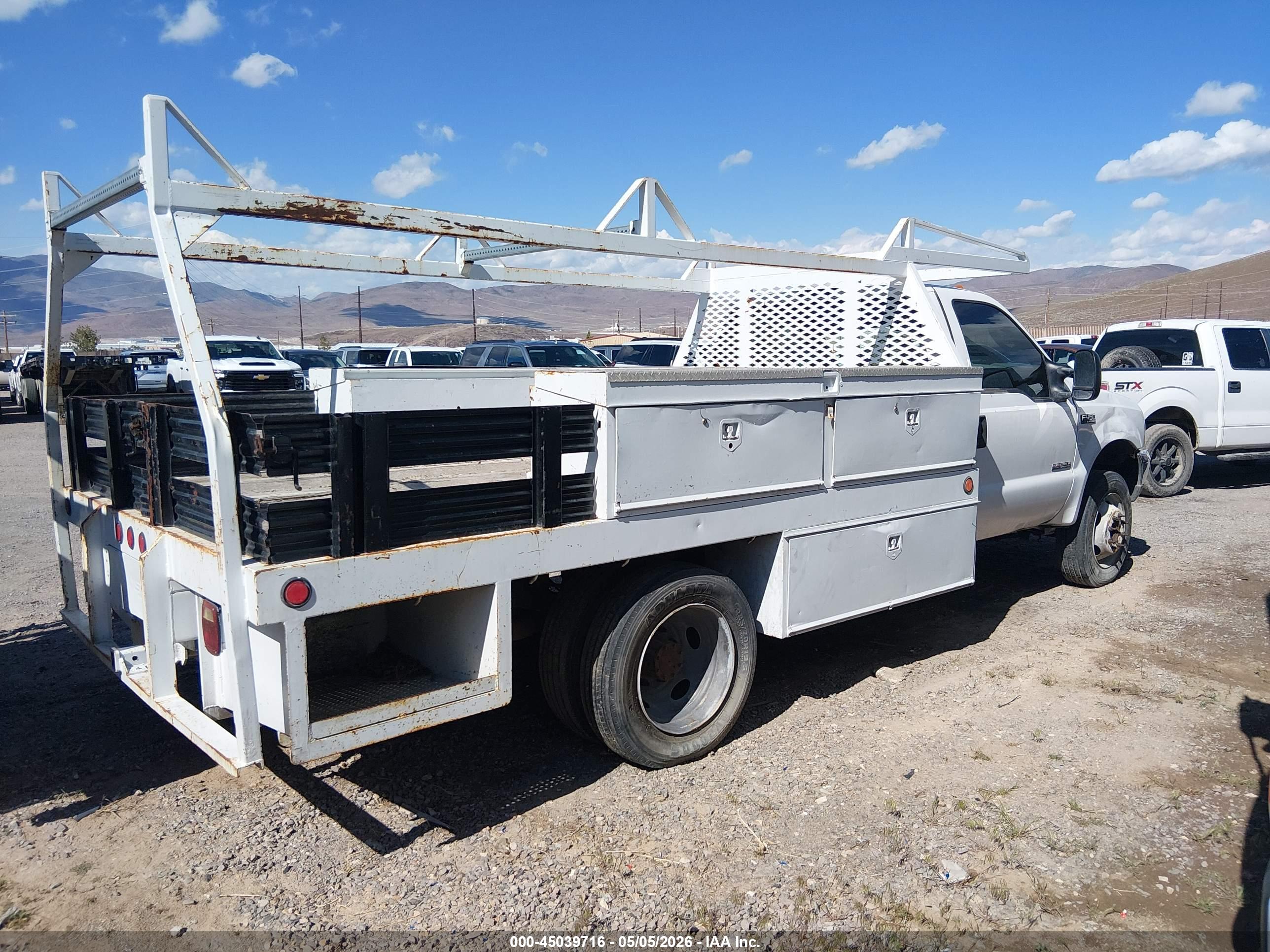 FORD F-450 image 4