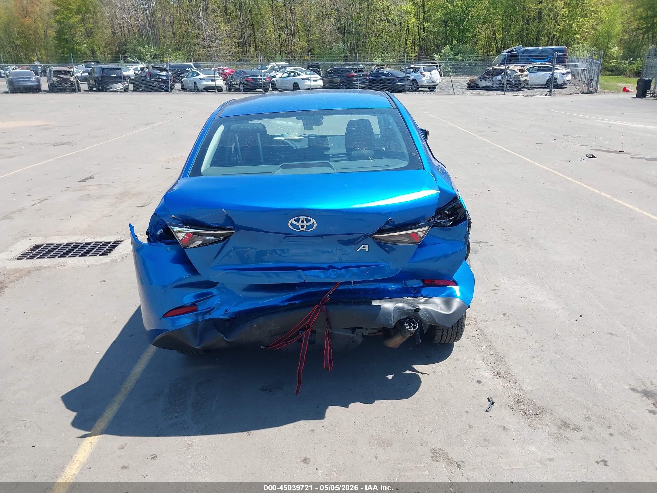 TOYOTA YARIS image 6