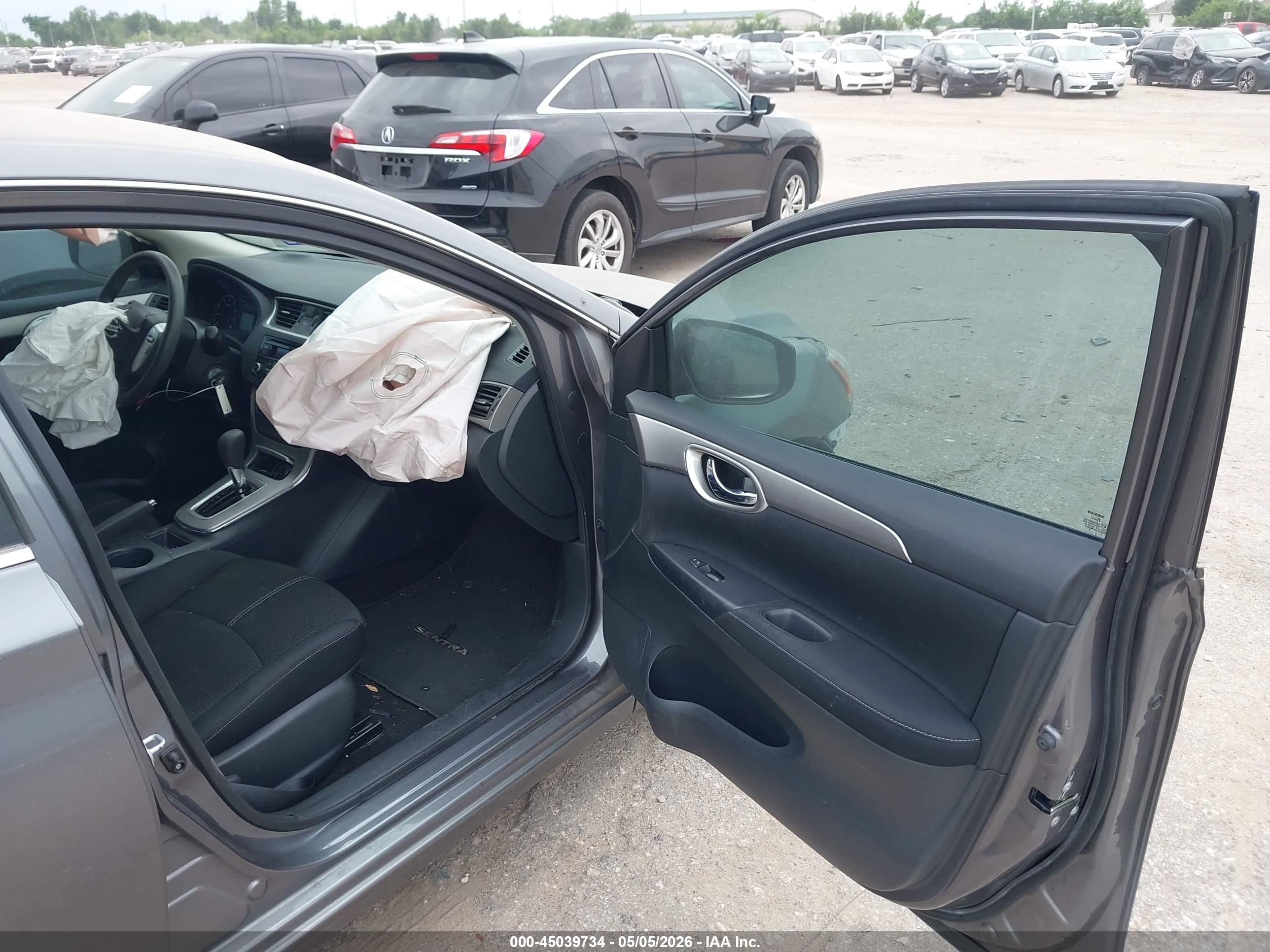 NISSAN SENTRA image 5