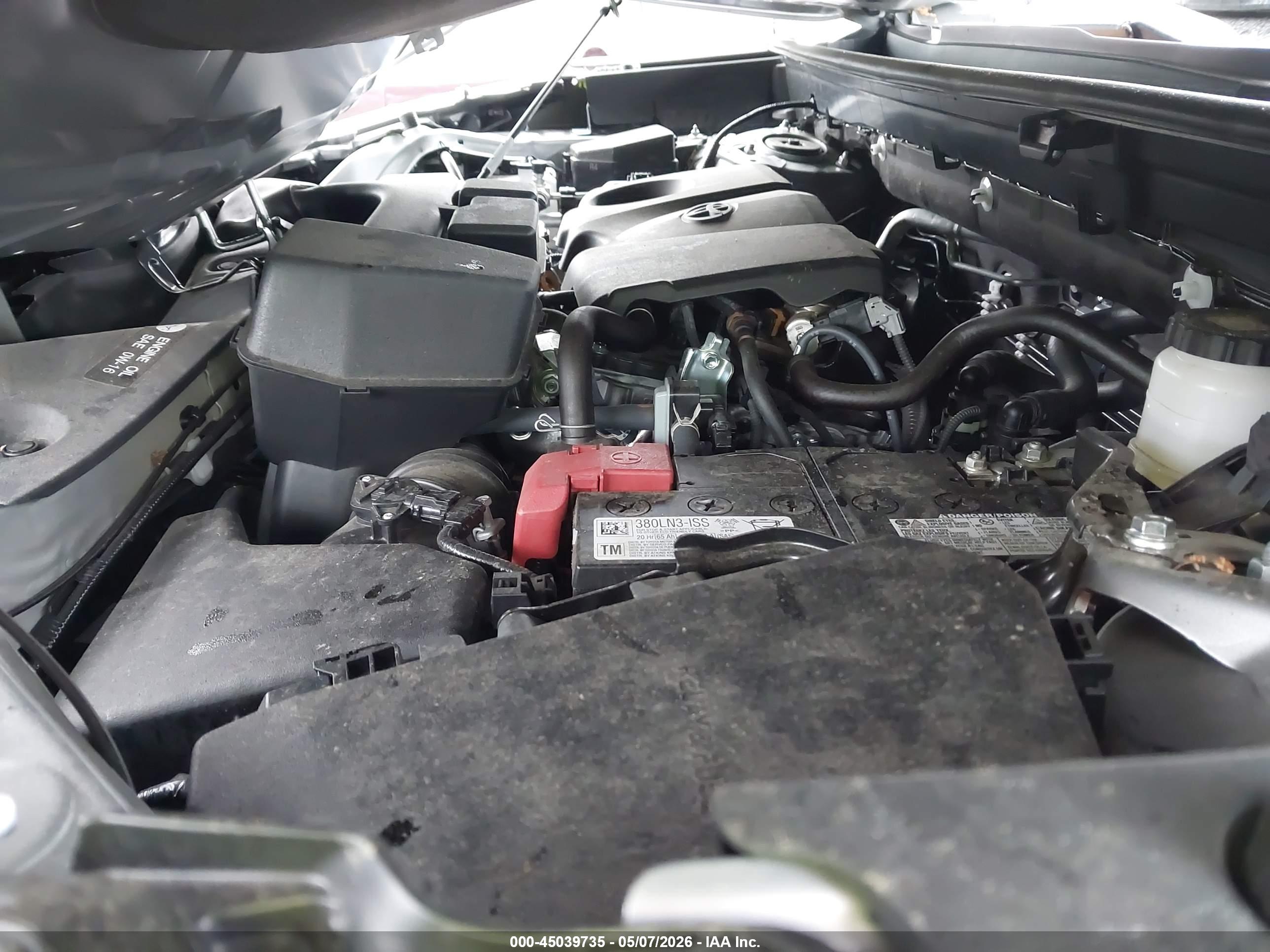 TOYOTA RAV4 image 10
