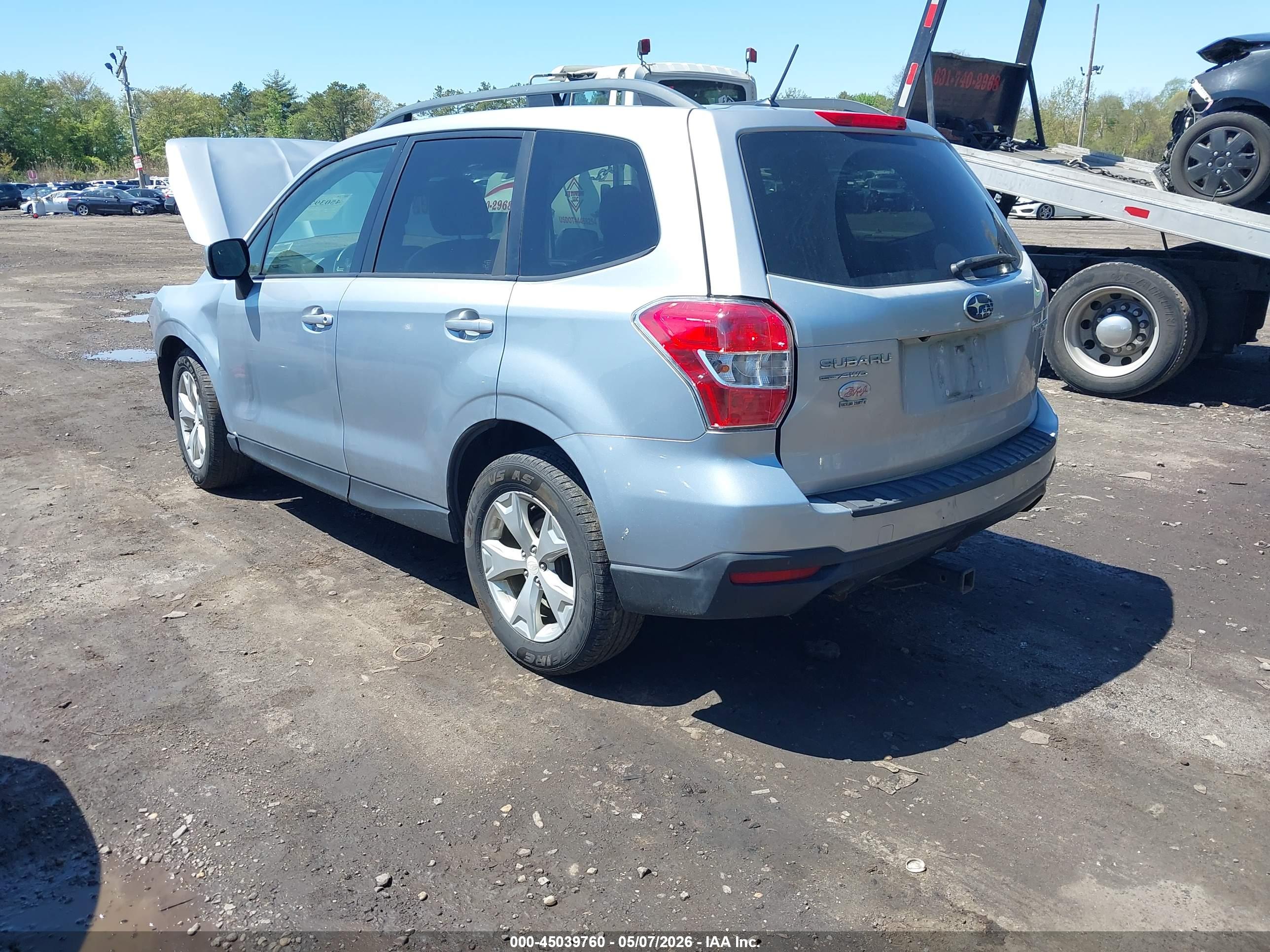 SUBARU FORESTER image 3