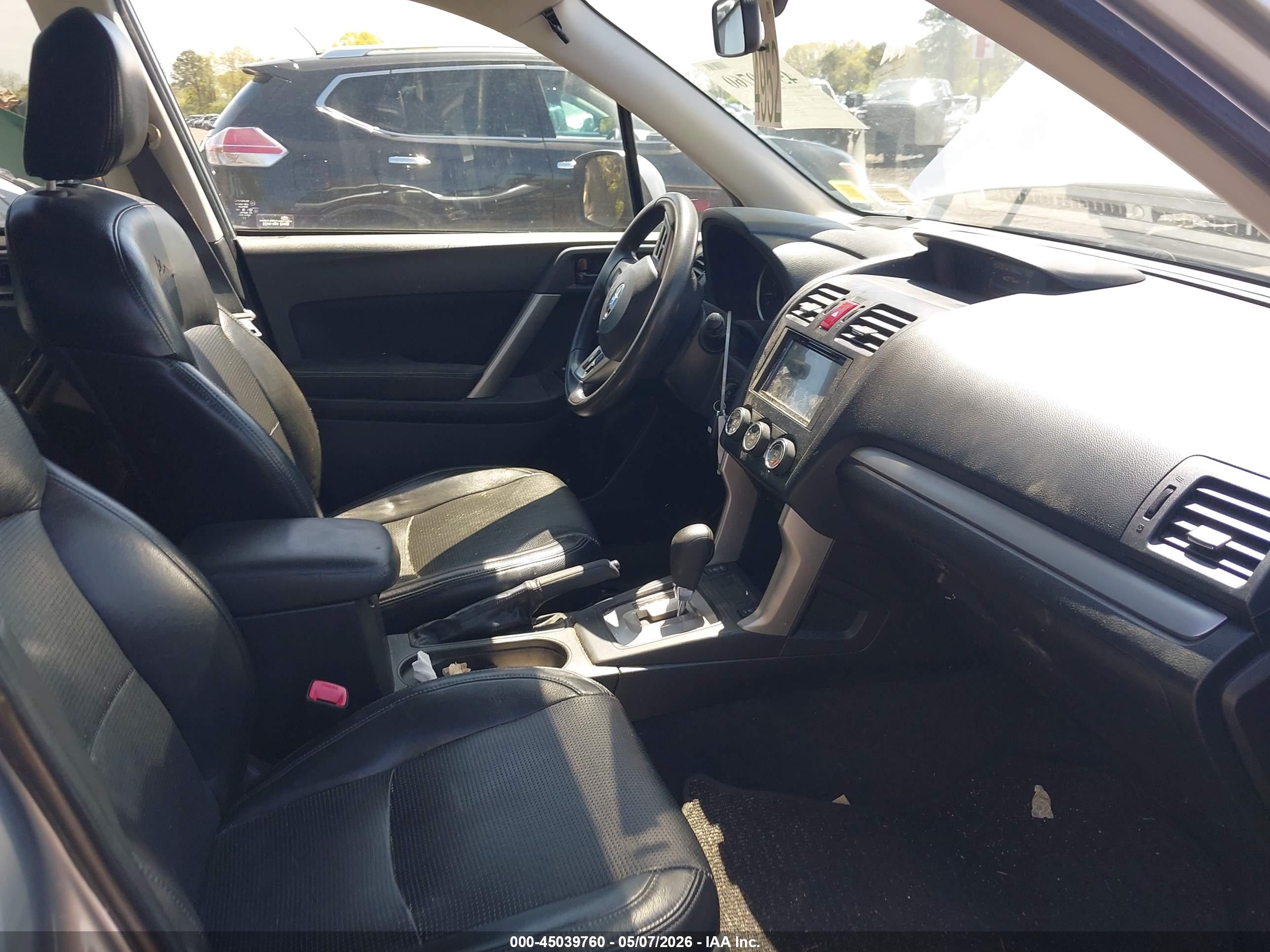 SUBARU FORESTER image 5