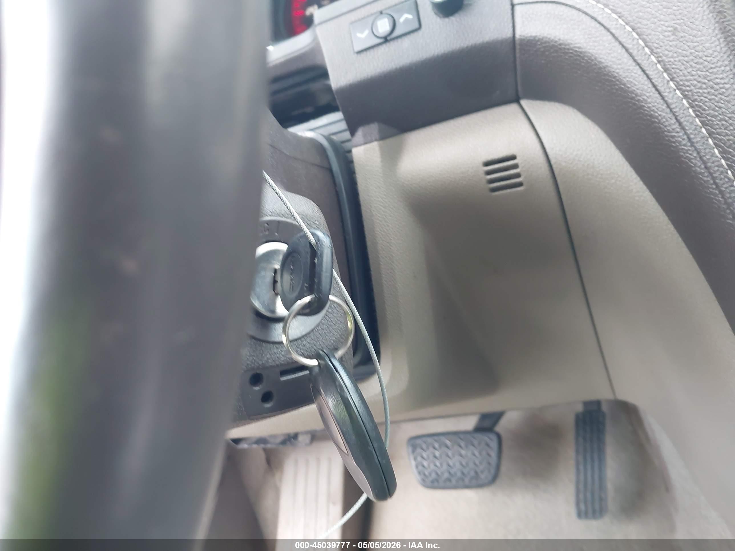 GMC ACADIA image 11