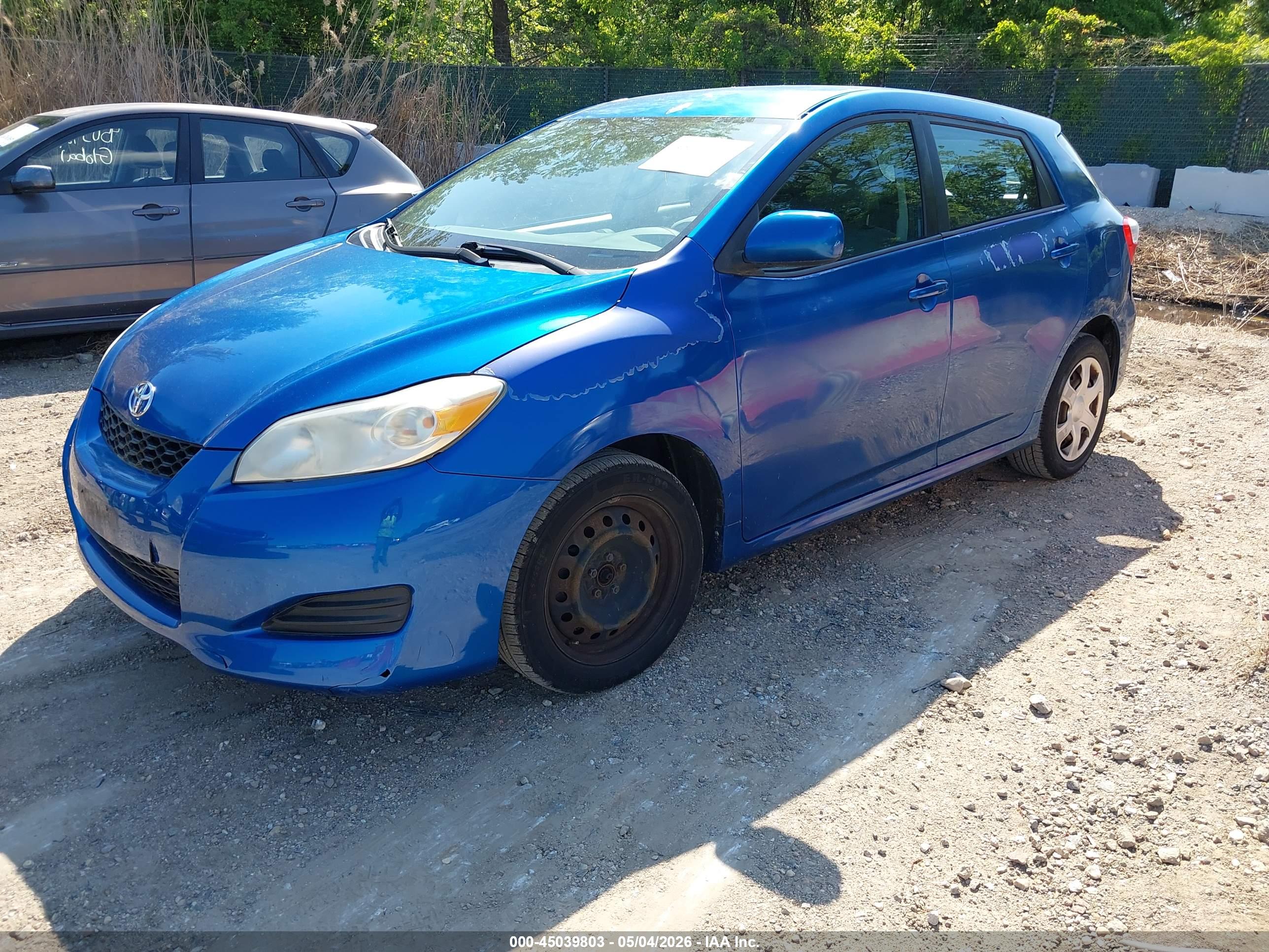 TOYOTA MATRIX image 2