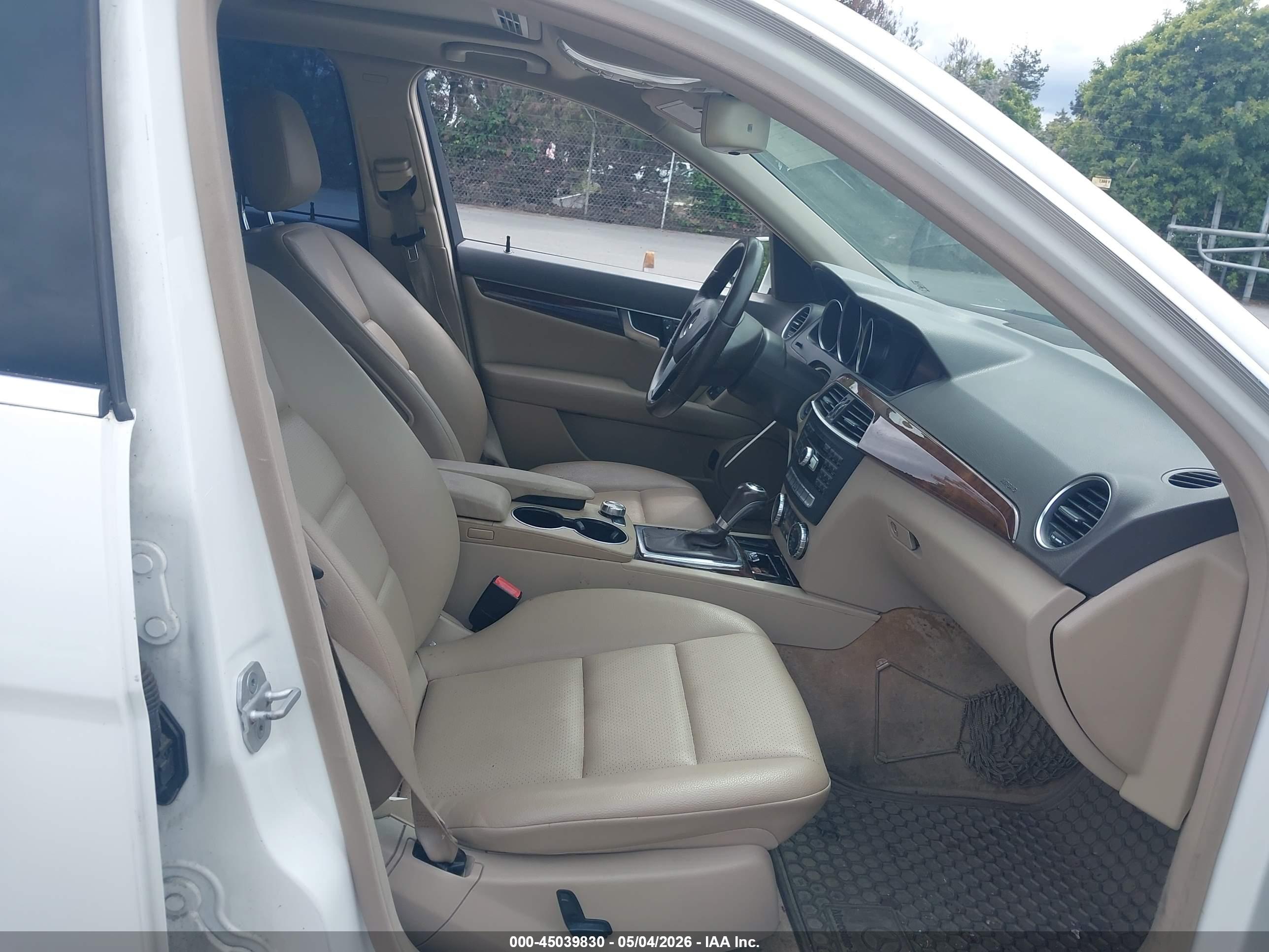 MERCEDES-BENZ C image 5