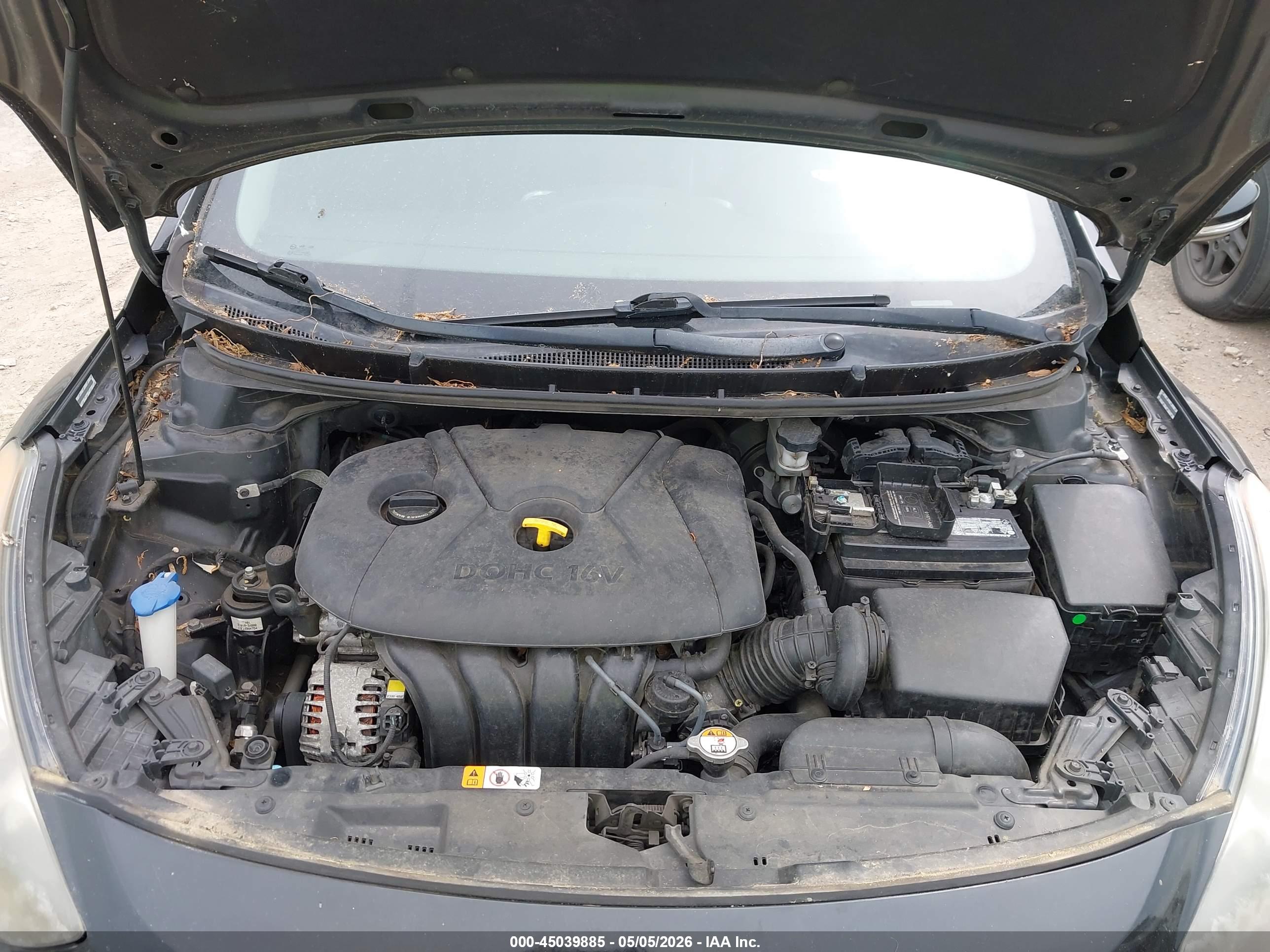 HYUNDAI ELANTRA image 10