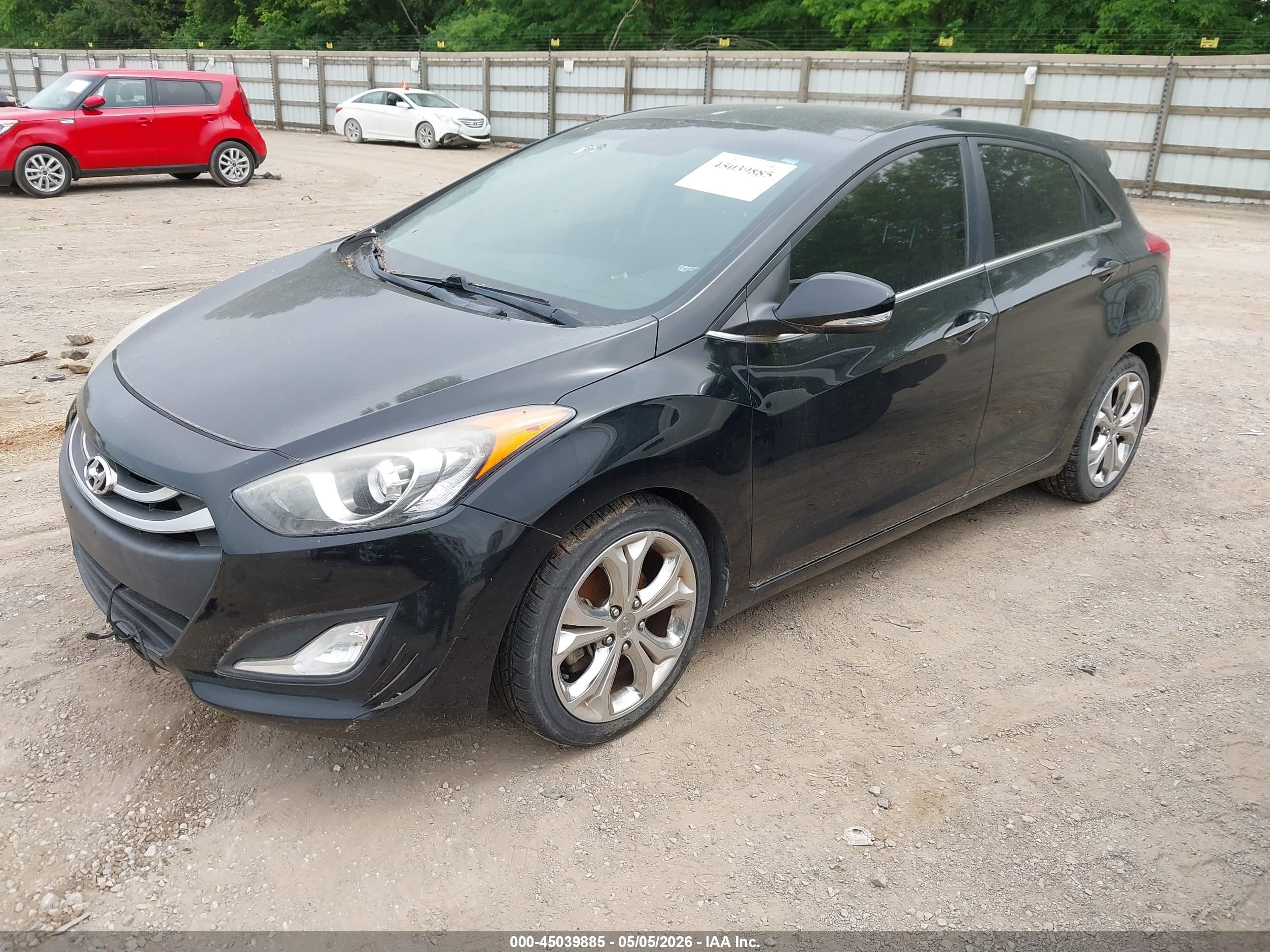 HYUNDAI ELANTRA image 2