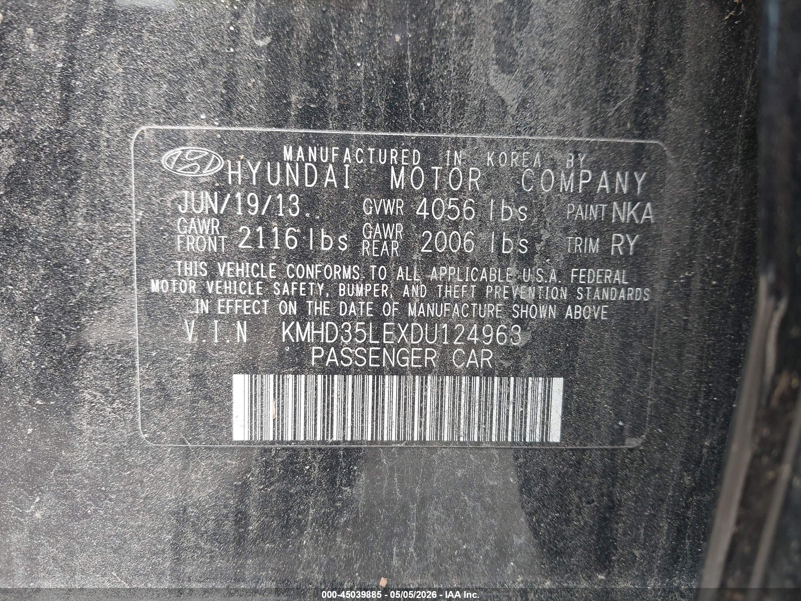 HYUNDAI ELANTRA image 9