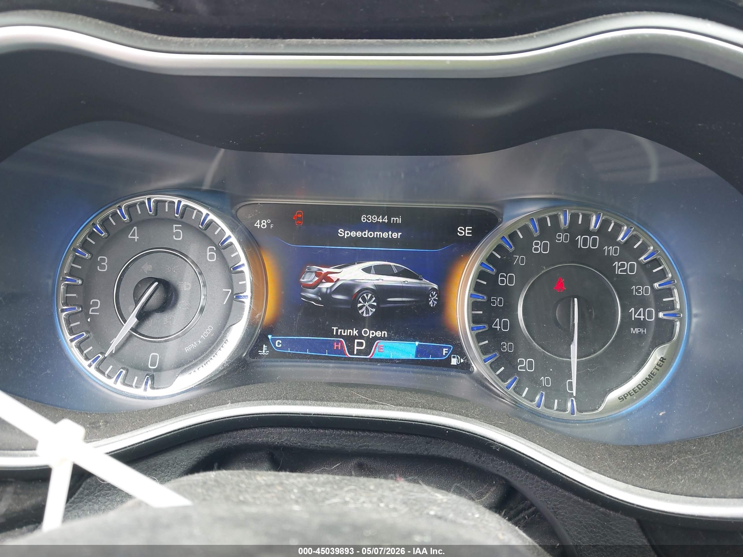 CHRYSLER 200 image 7