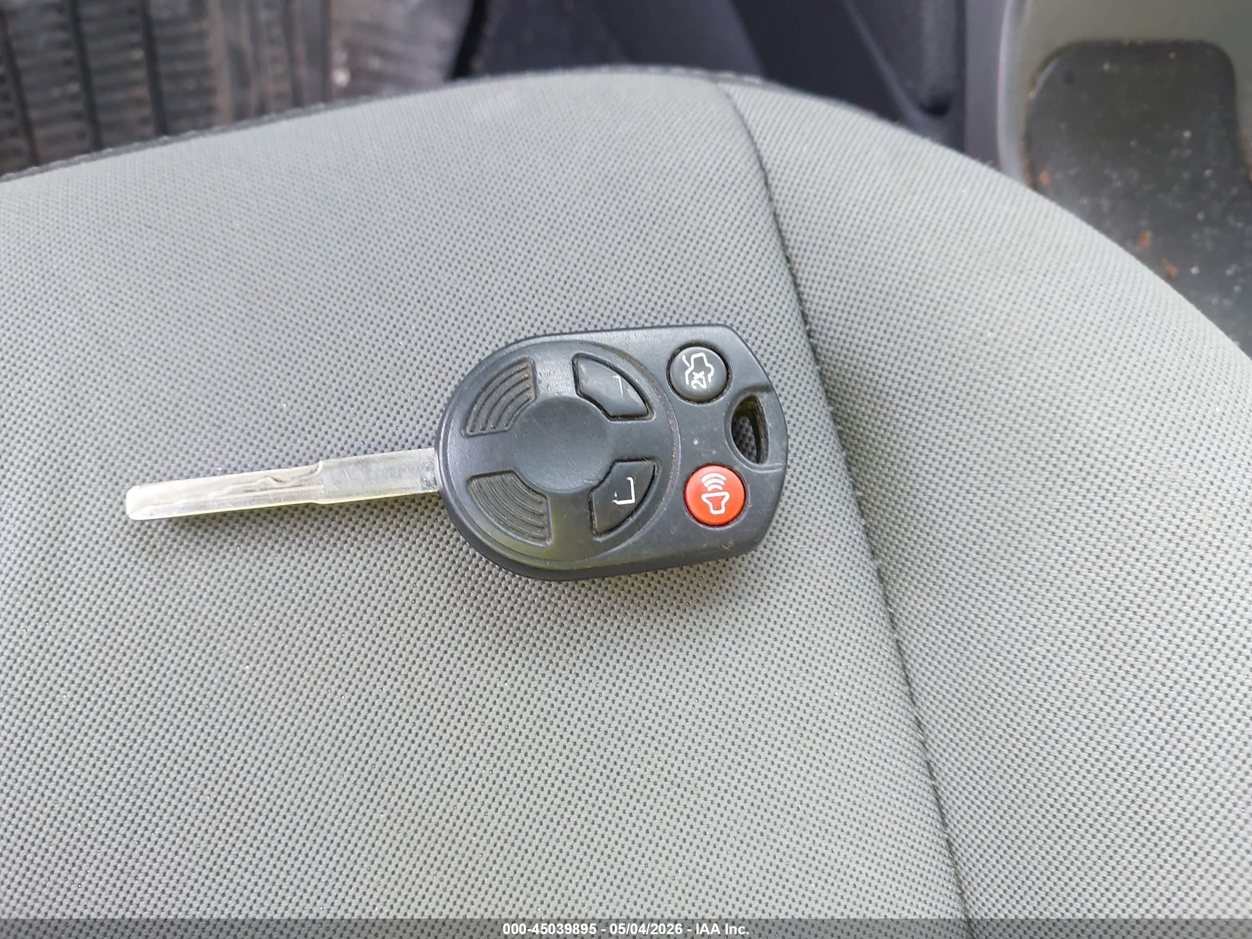FORD ESCAPE image 11
