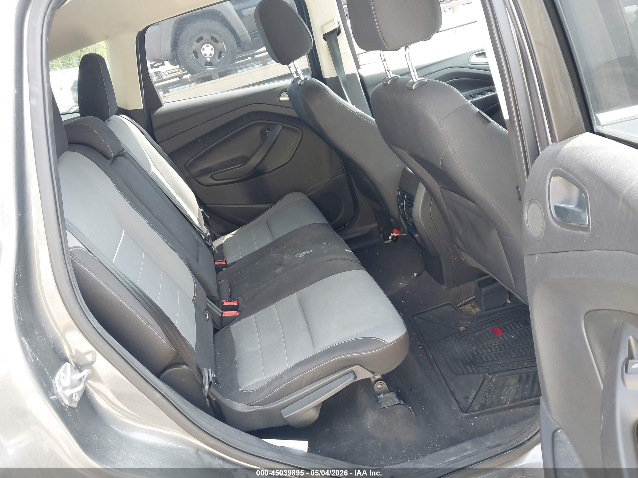 FORD ESCAPE image 8
