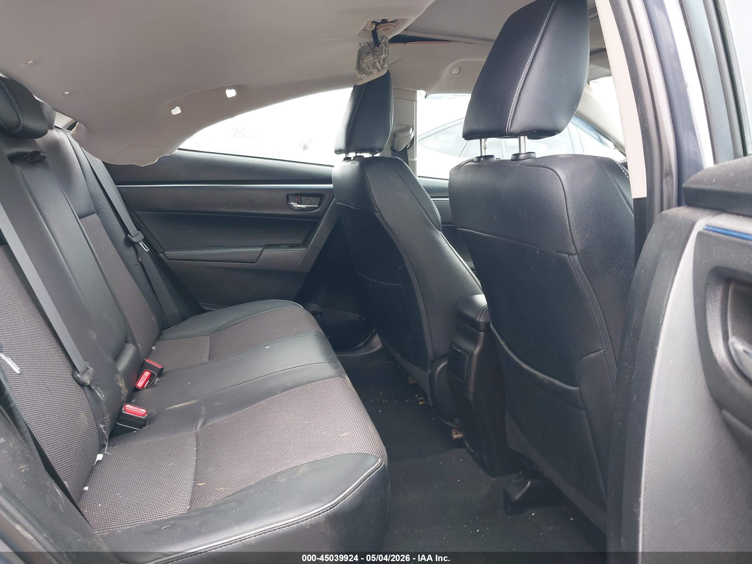 TOYOTA COROLLA image 8