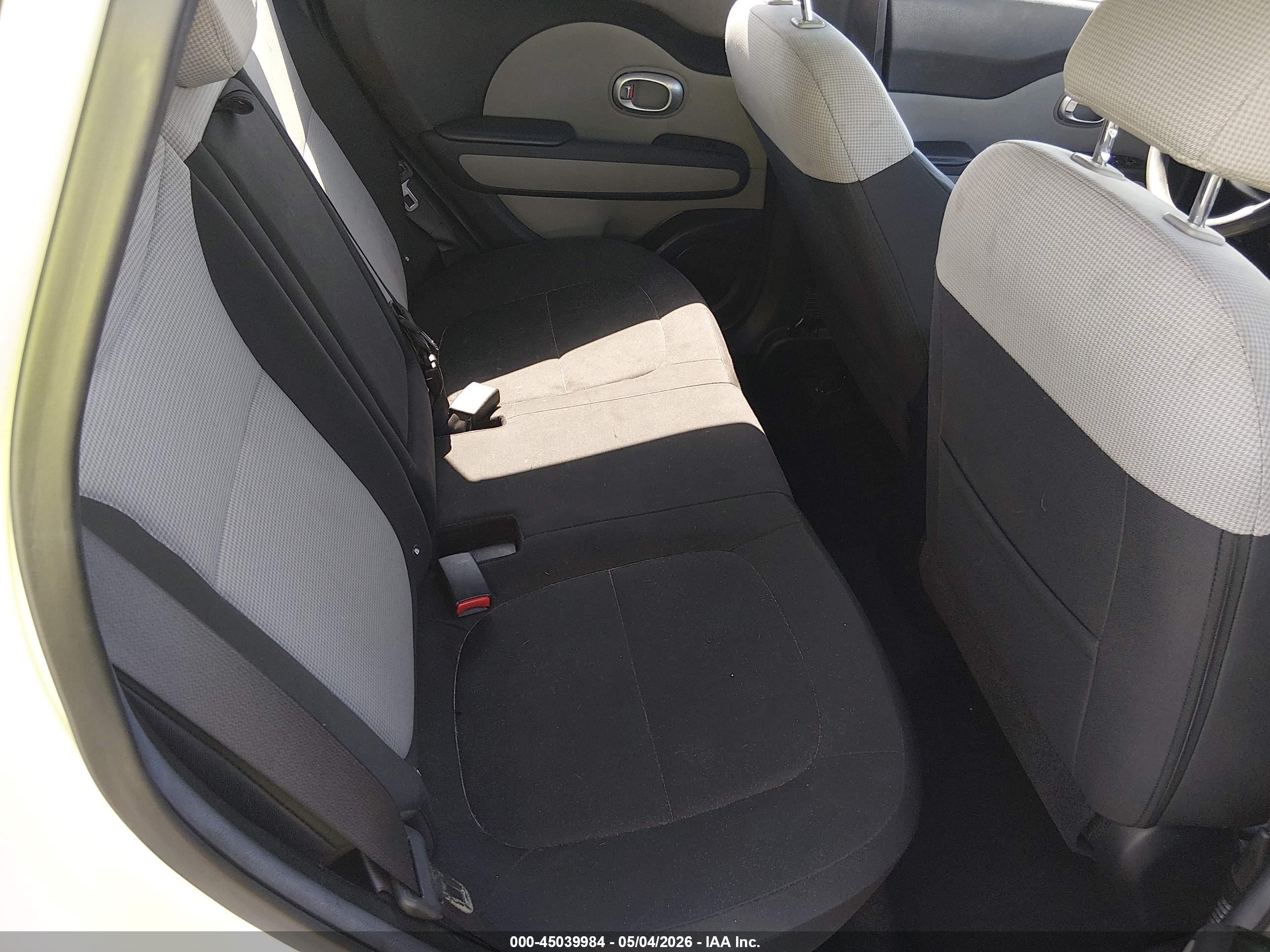 KIA SOUL image 8