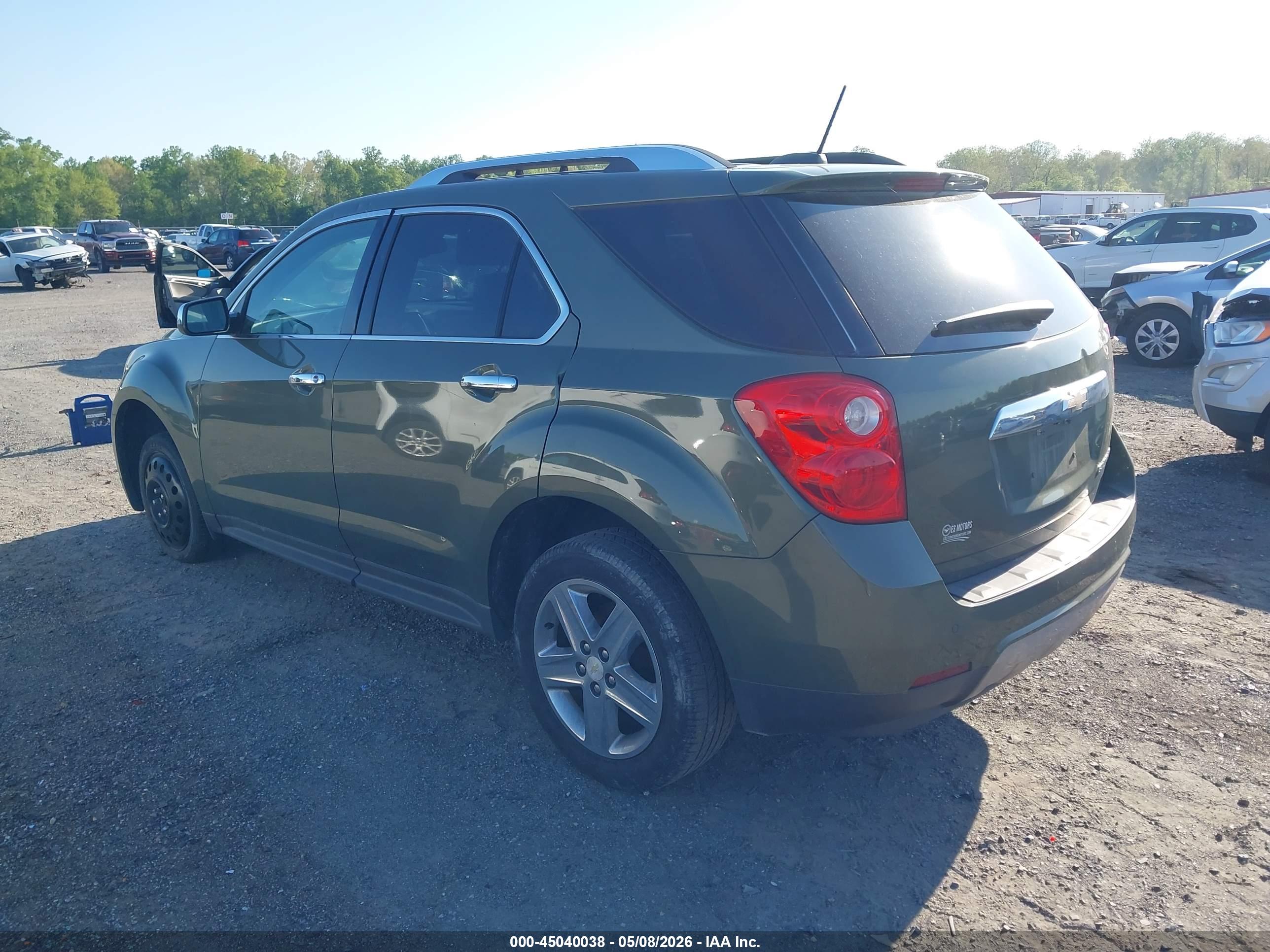 CHEVROLET EQUINOX image 3