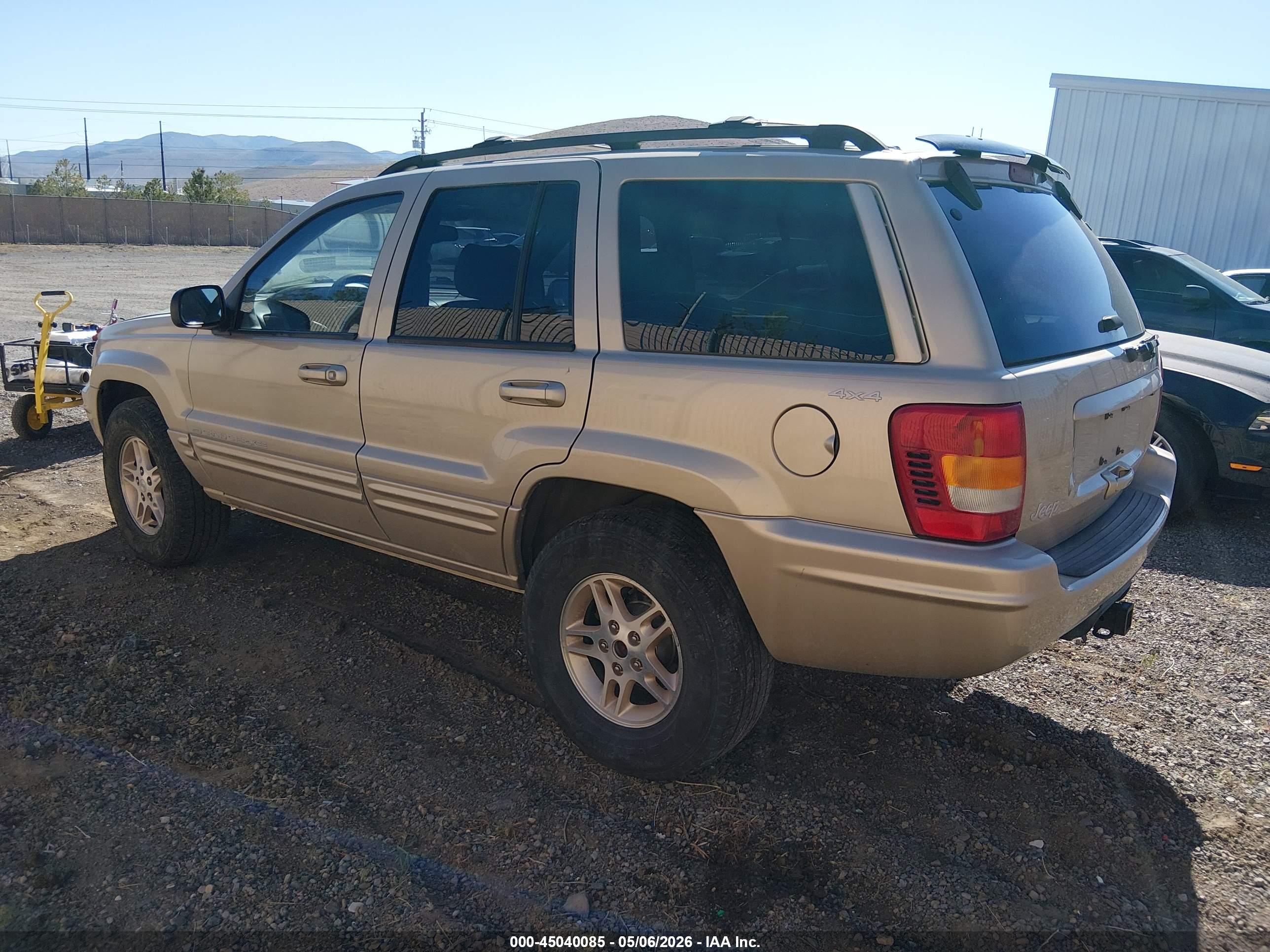 JEEP GRAND image 3